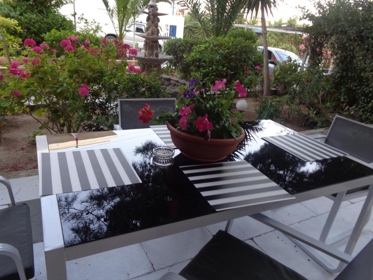 outdoor BBQ area