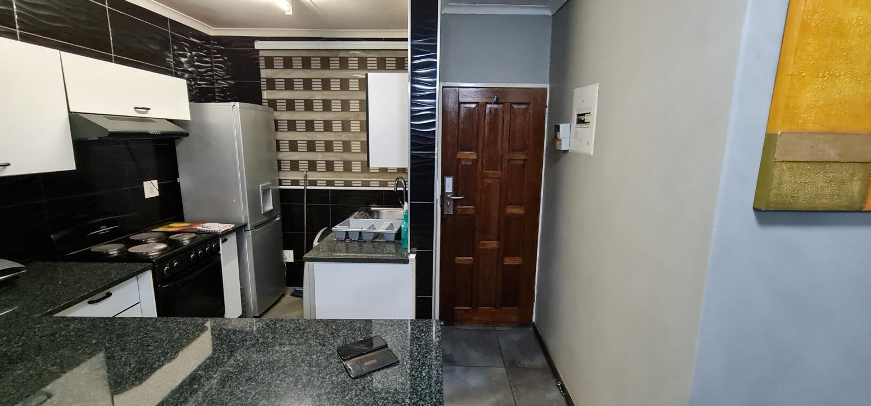 Executive 2 bed Apartment, free WIFI and DSTV
