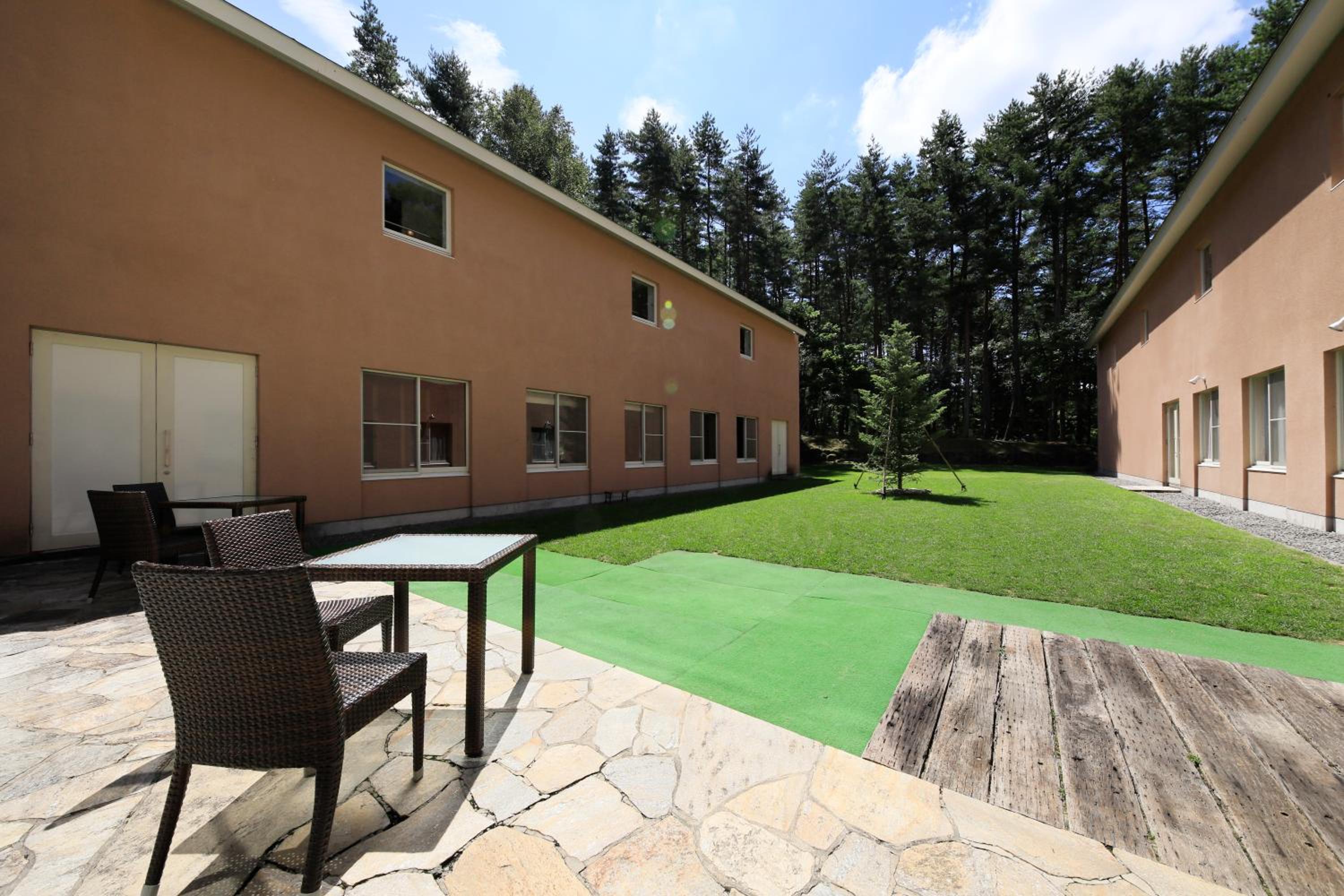 Yutorelo Tateshina Hotel with DOGS view 3