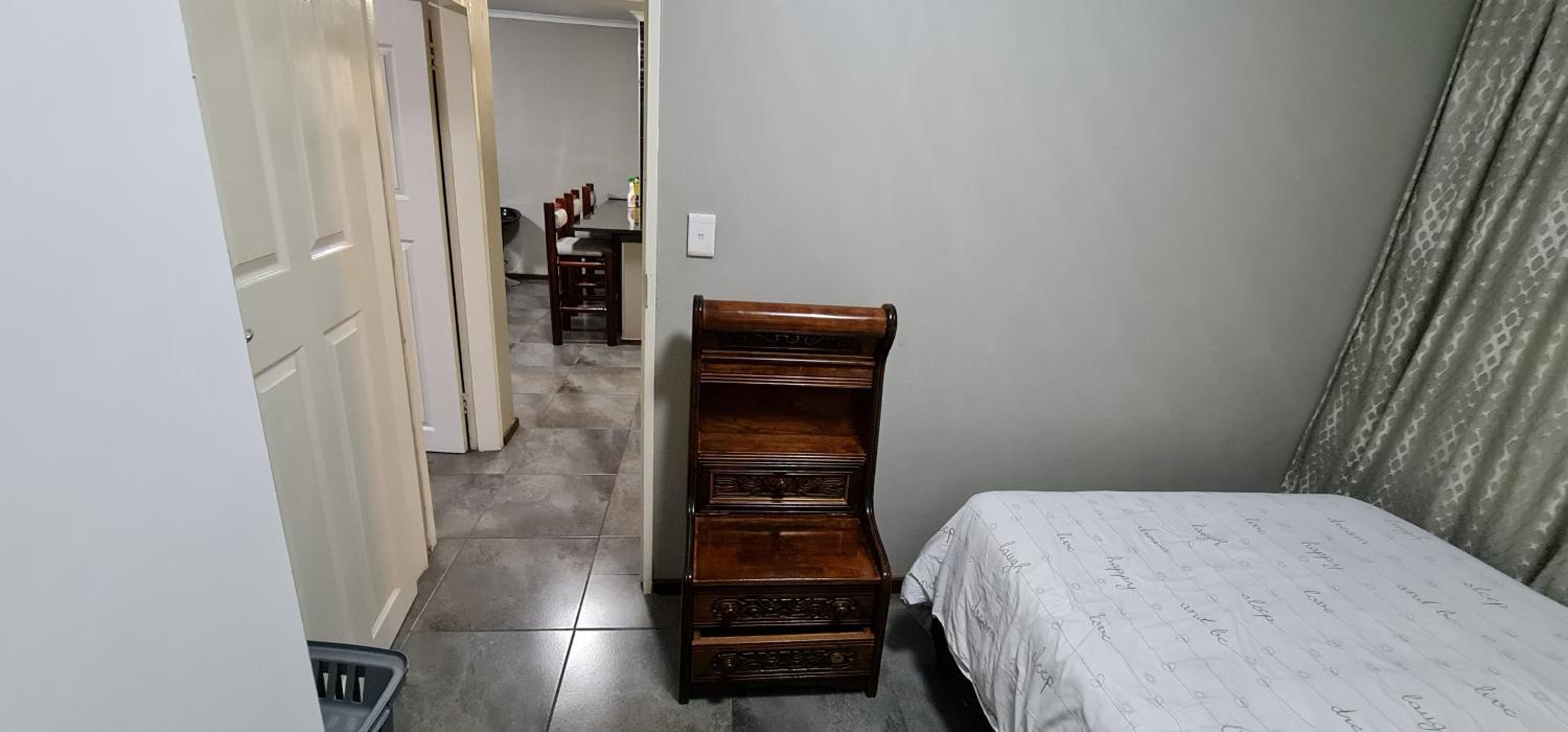 Executive 2 bed Apartment, free WIFI and DSTV