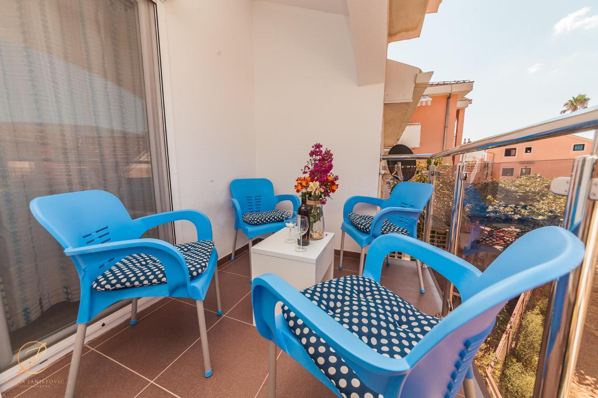 Family blue apartman Montenegro view 4