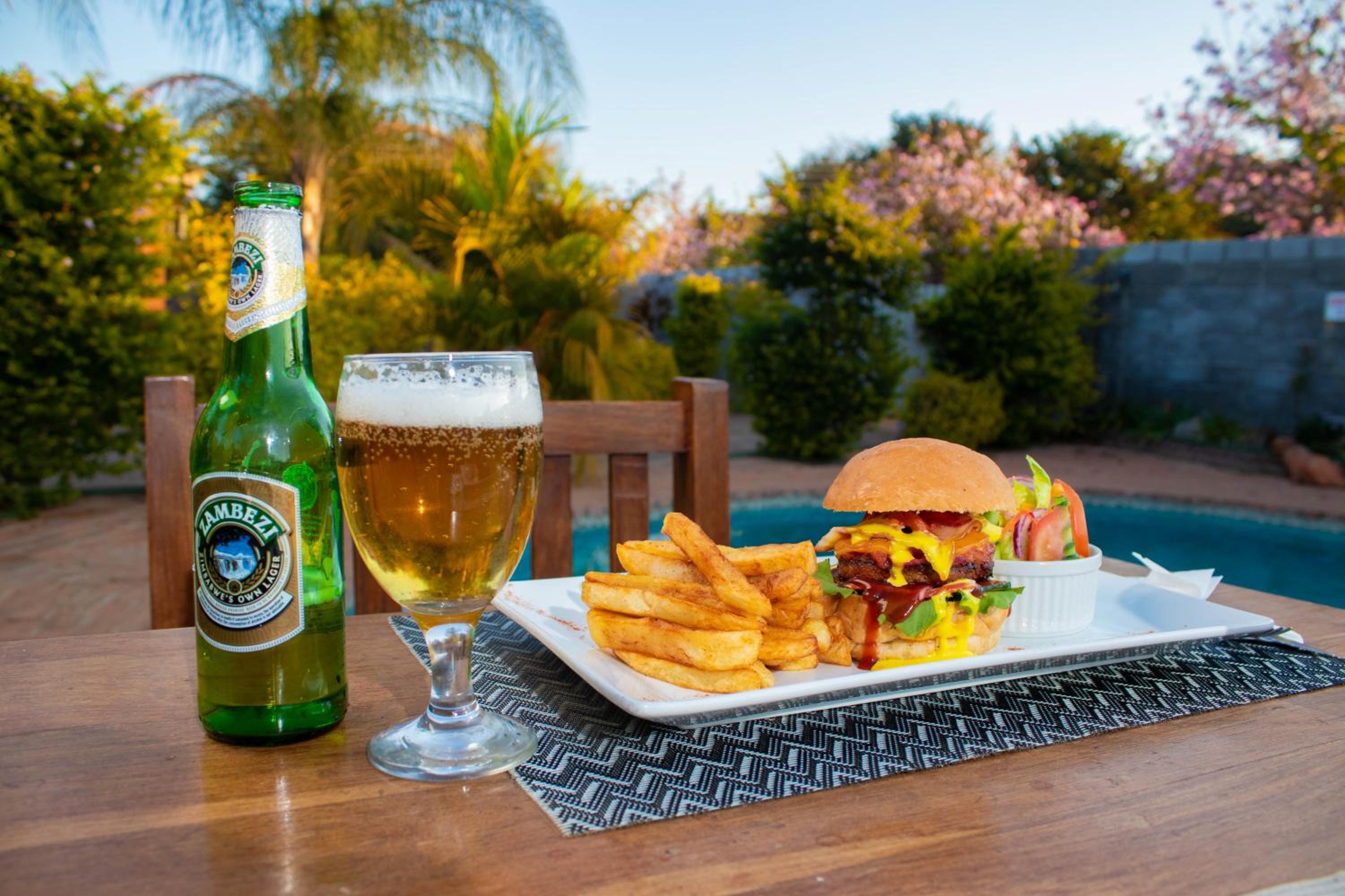 Dzimbahwe Guest Lodge