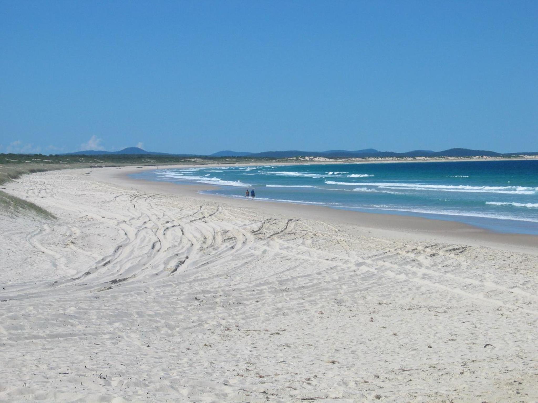 Pet Friendly on Pelican Close to Myall River