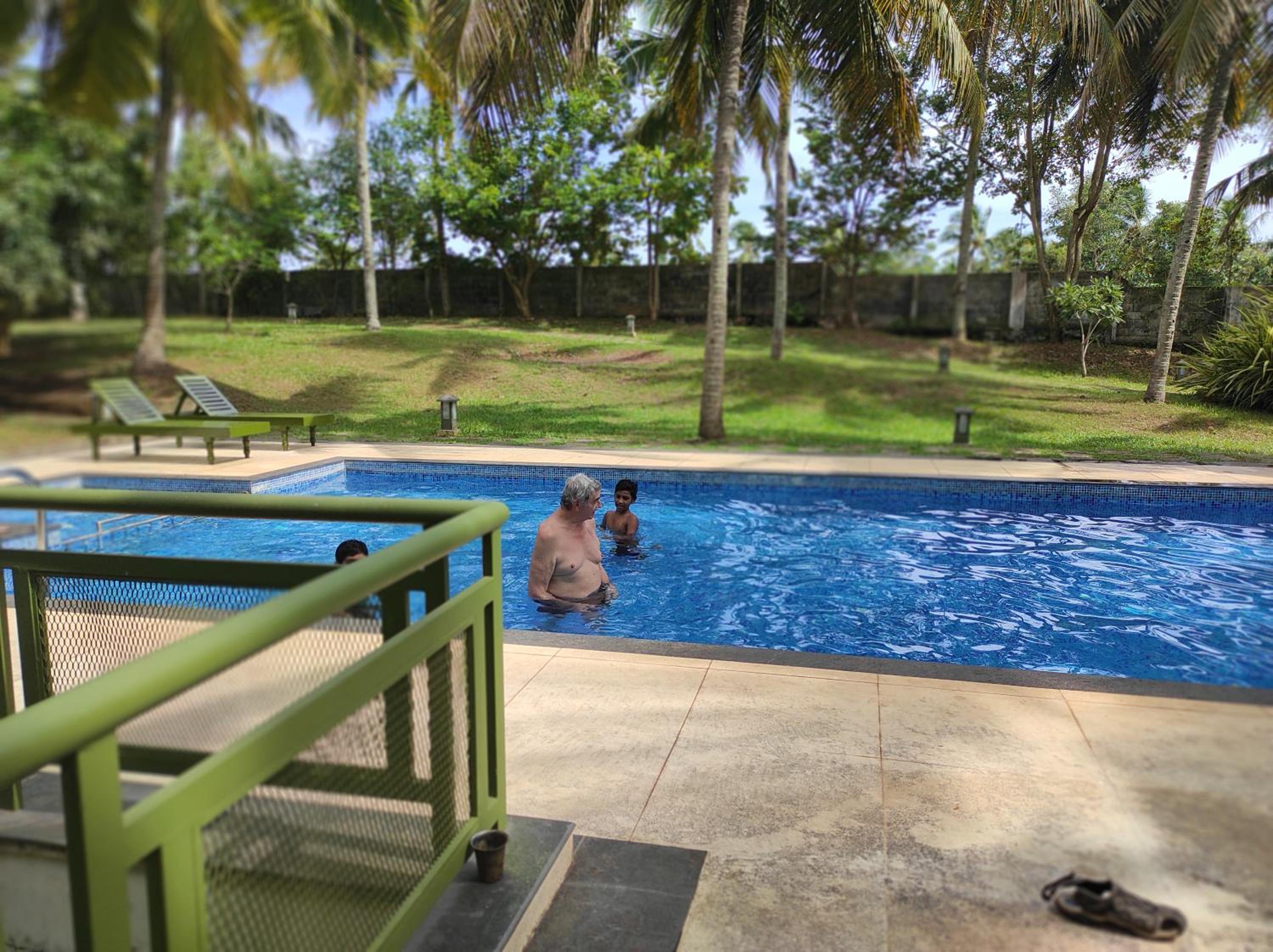 swimming pool