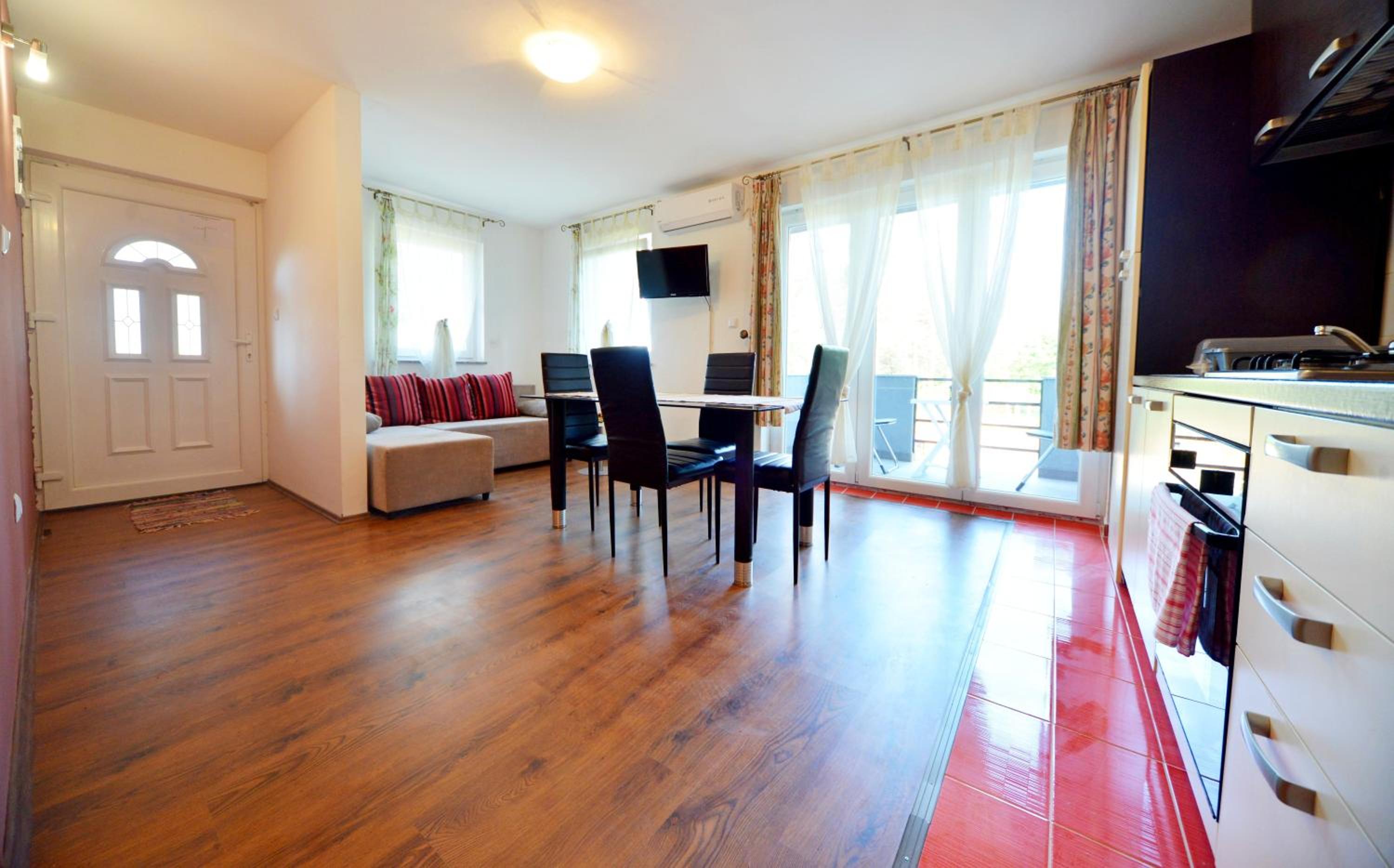 Guest House Rudine view 5