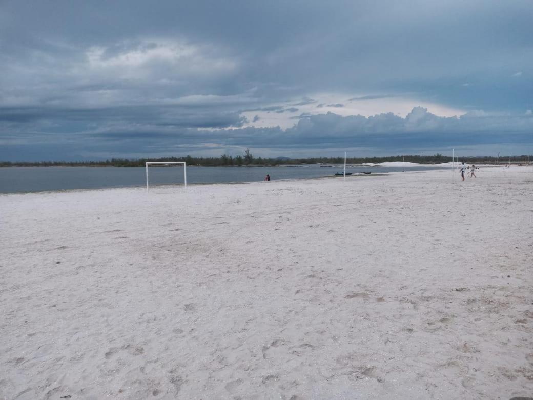 Arraial do Cabo Golden Lake Residence frente a la laguna