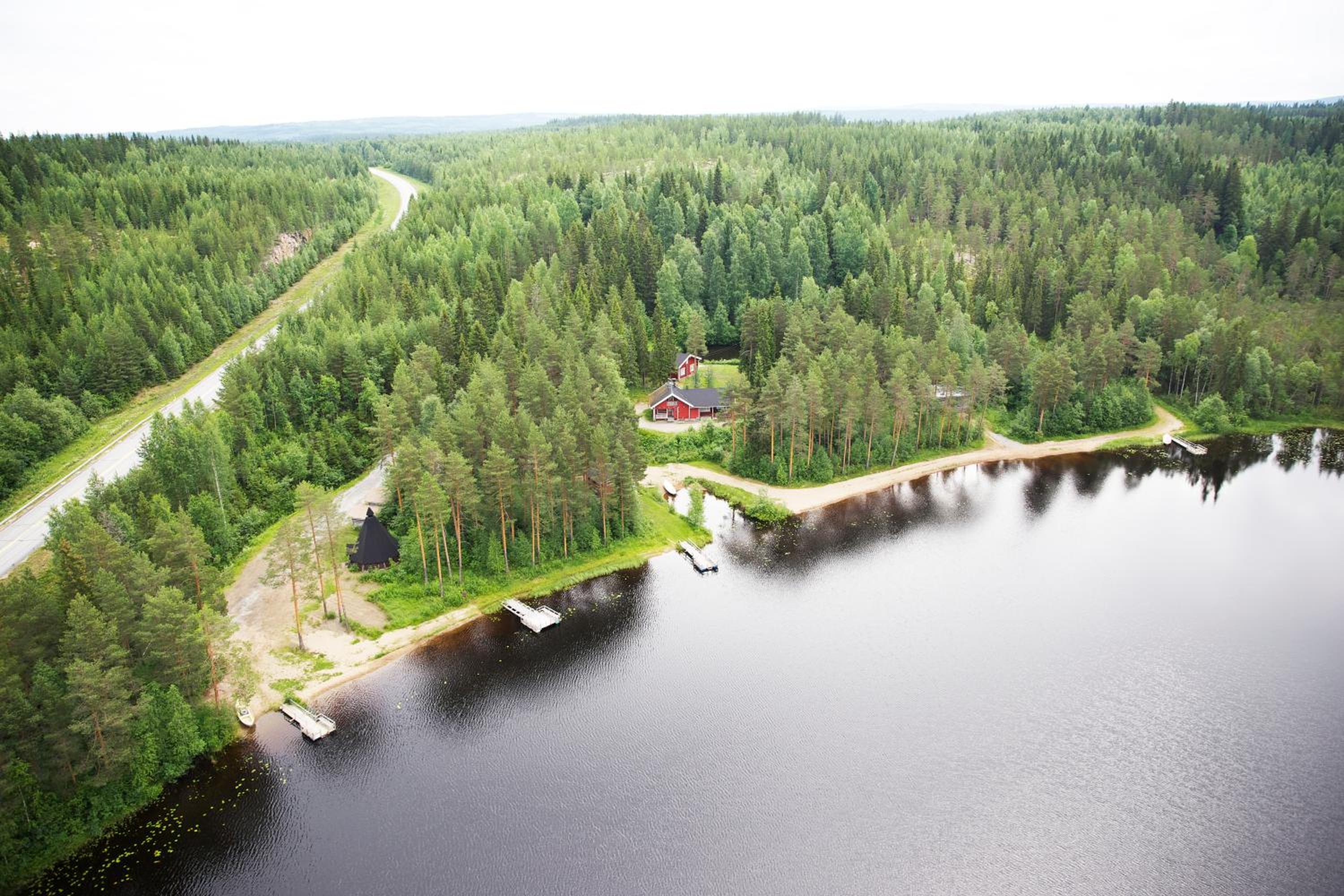 Lomaperkkiö Cottages