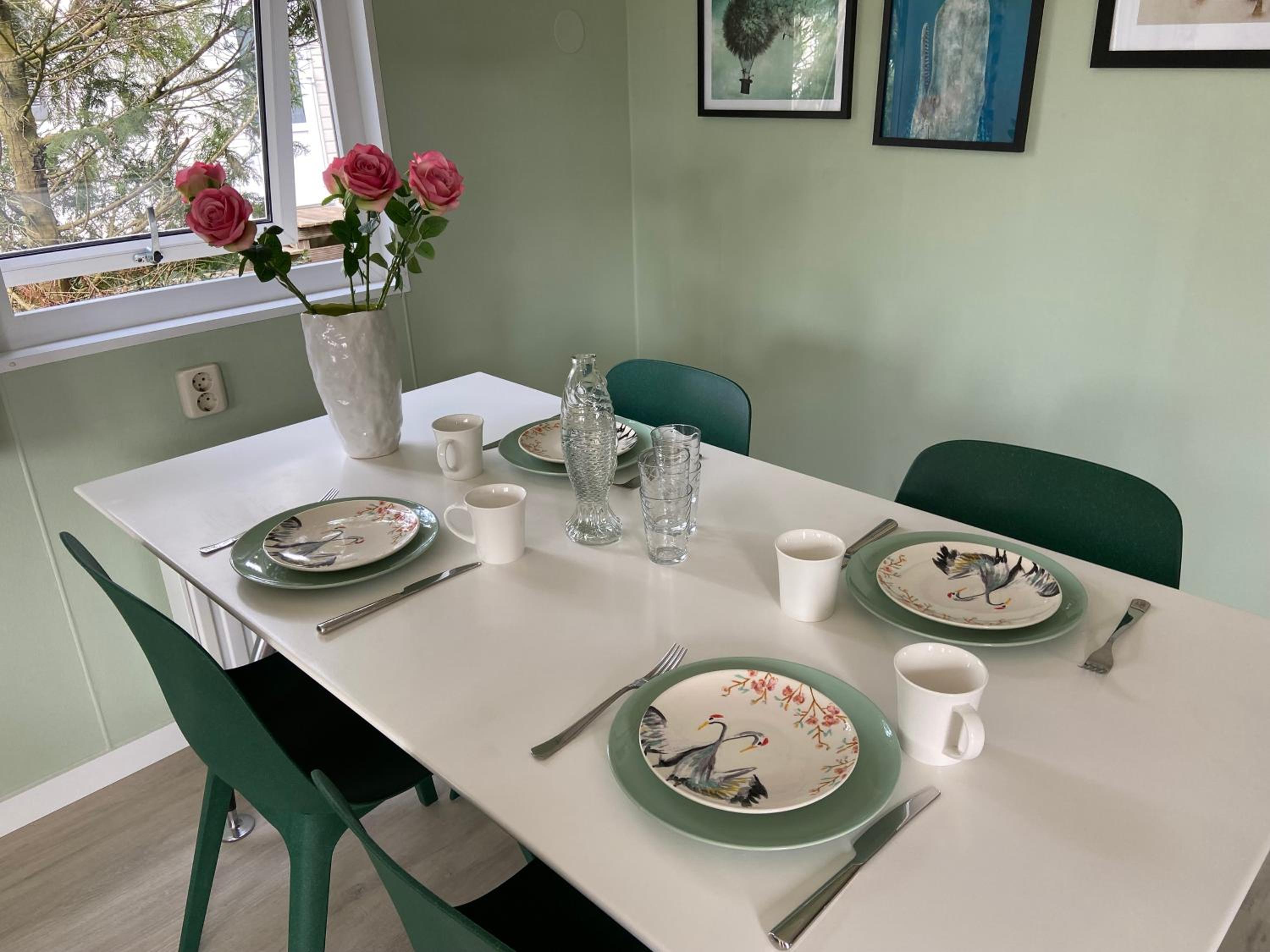 Ruim en modern chalet in de Veluwse bossen view 4