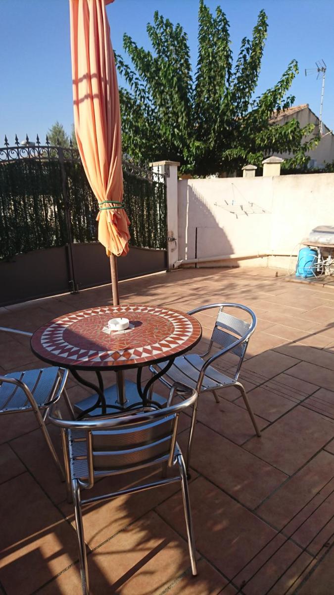 Le Tamaris view 2
