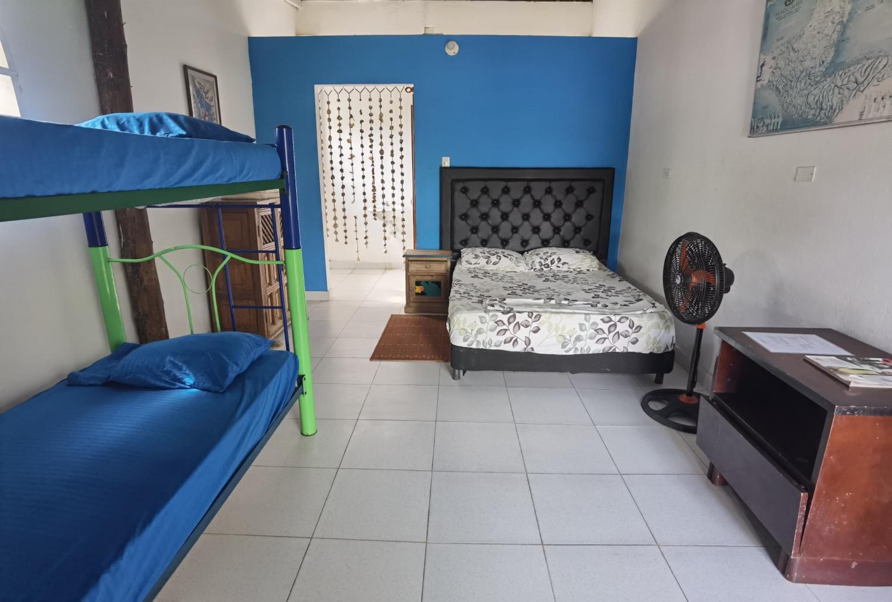 Galerazambahostal