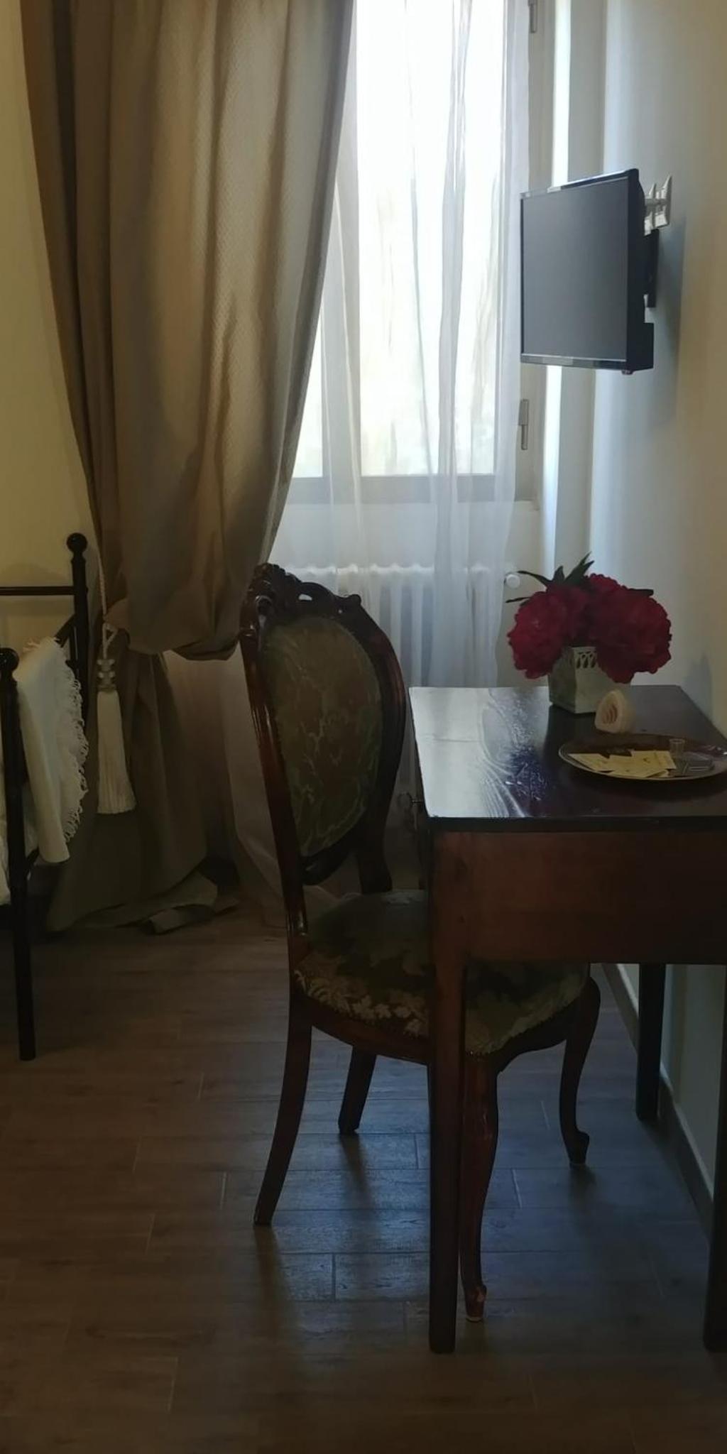 Photo 23
