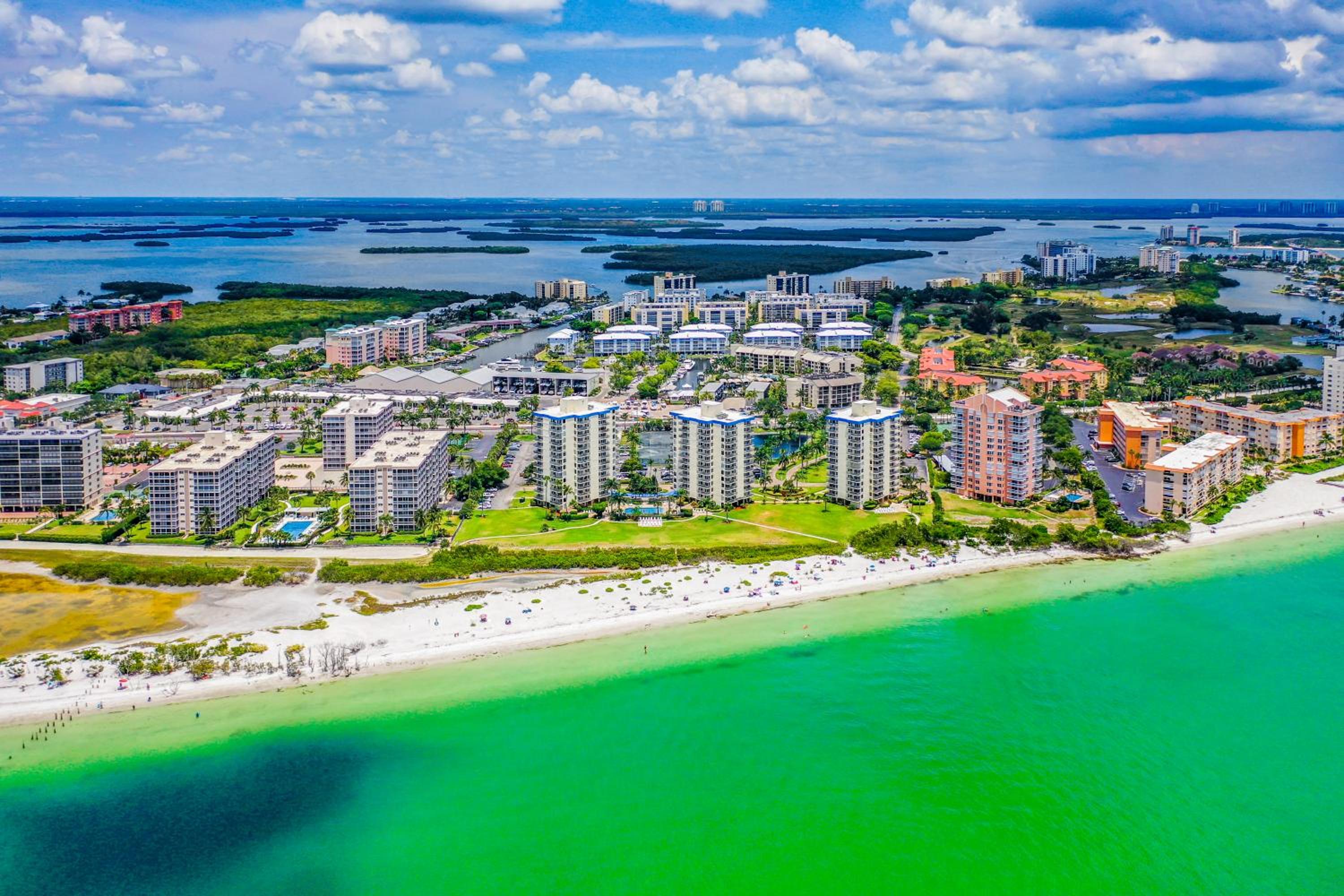 Estero Beach And Tennise Club 1008 B view 3