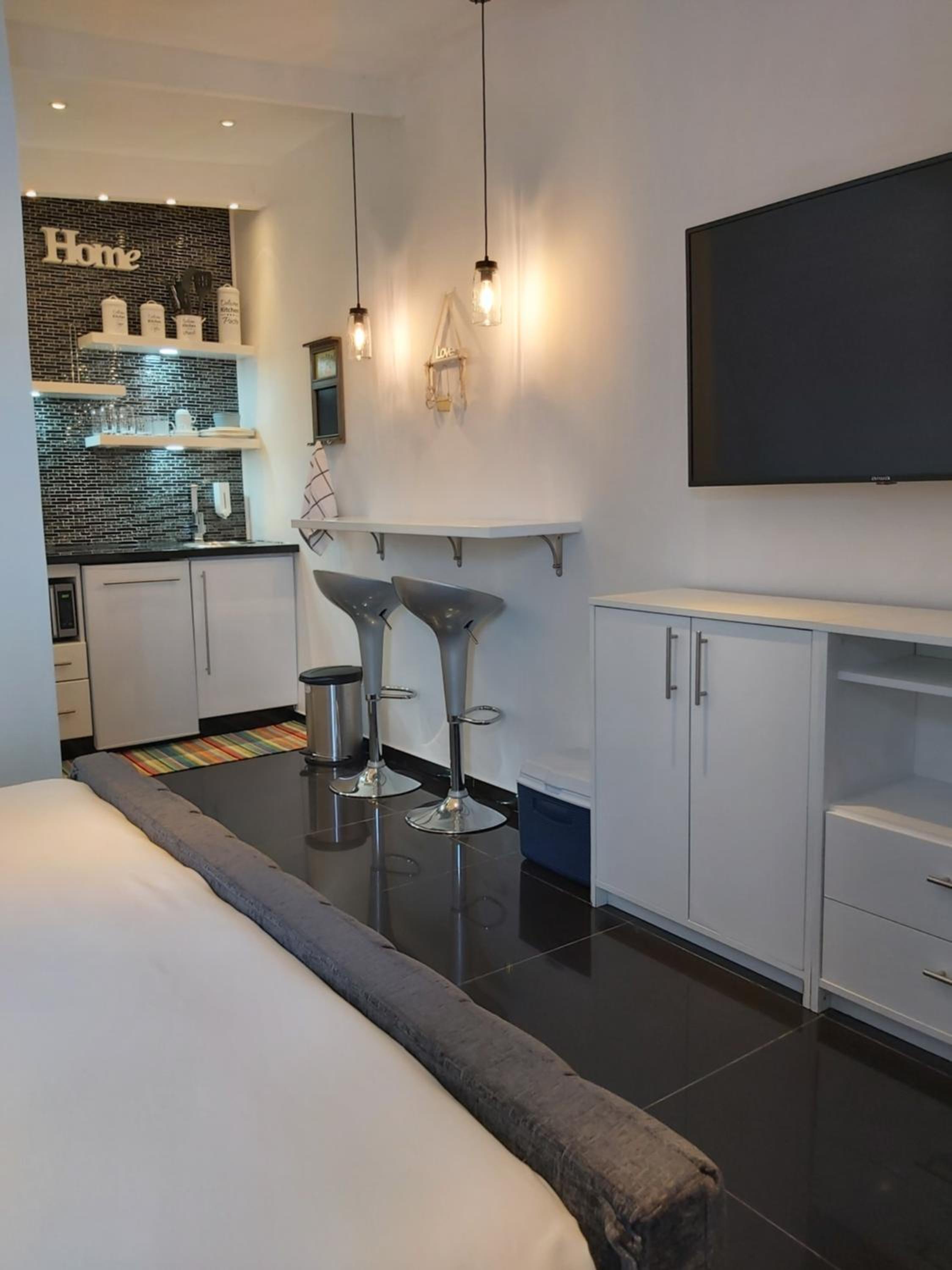 KDF Apartments