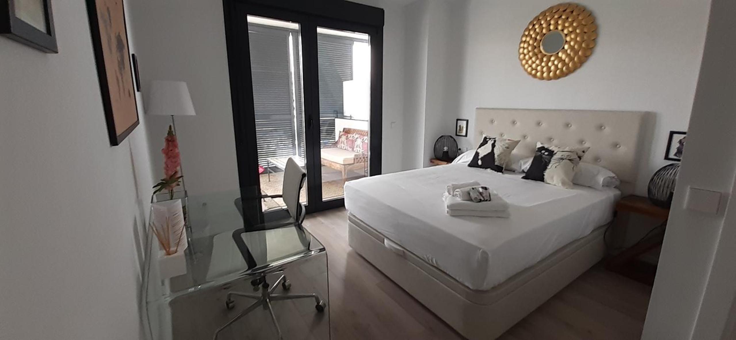 Teatinos Suite