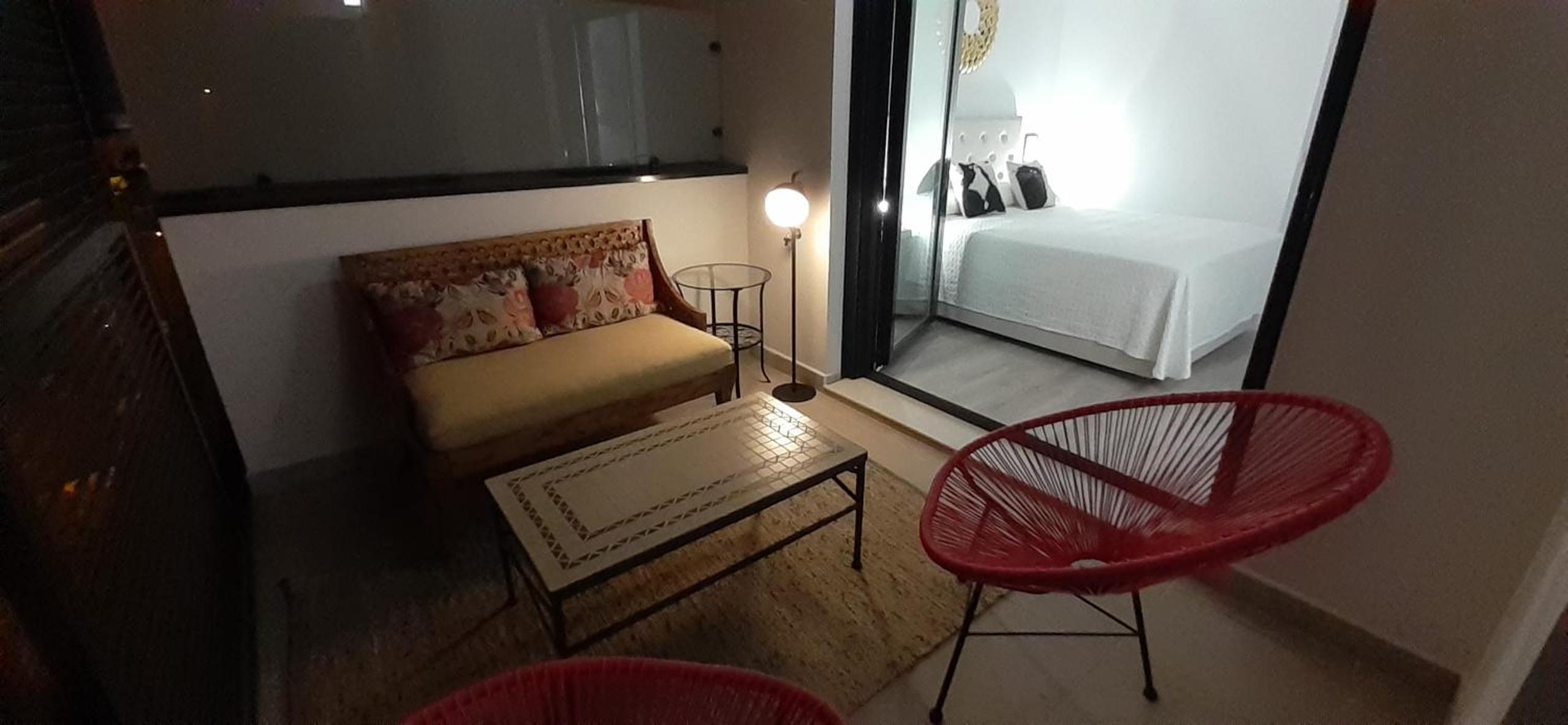 Teatinos Suite