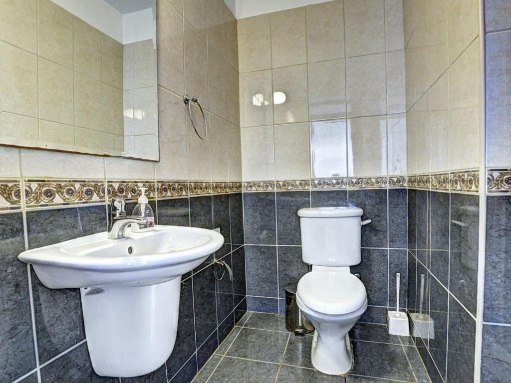 Villa Protaras Paralia Spacious 4Bdr Central Protaras Villa