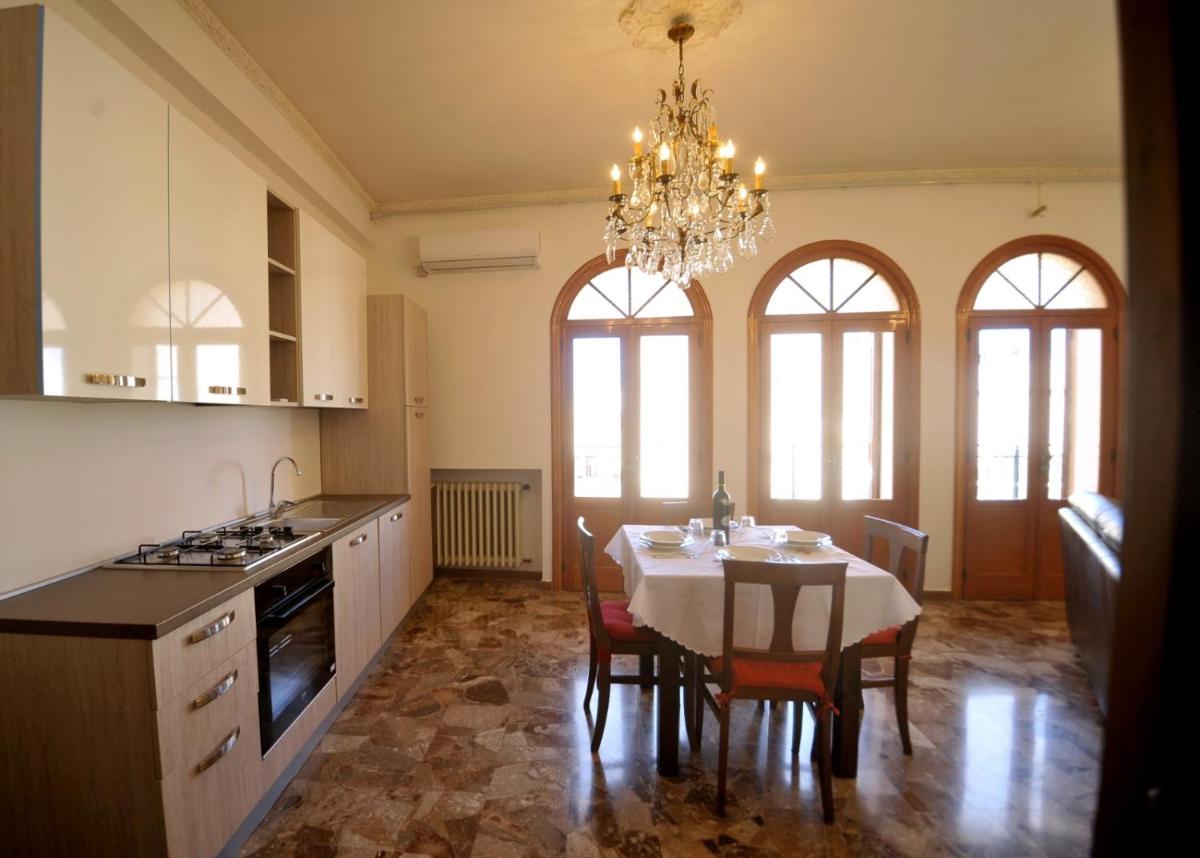 AL CASTELLO Appartamenti view 4