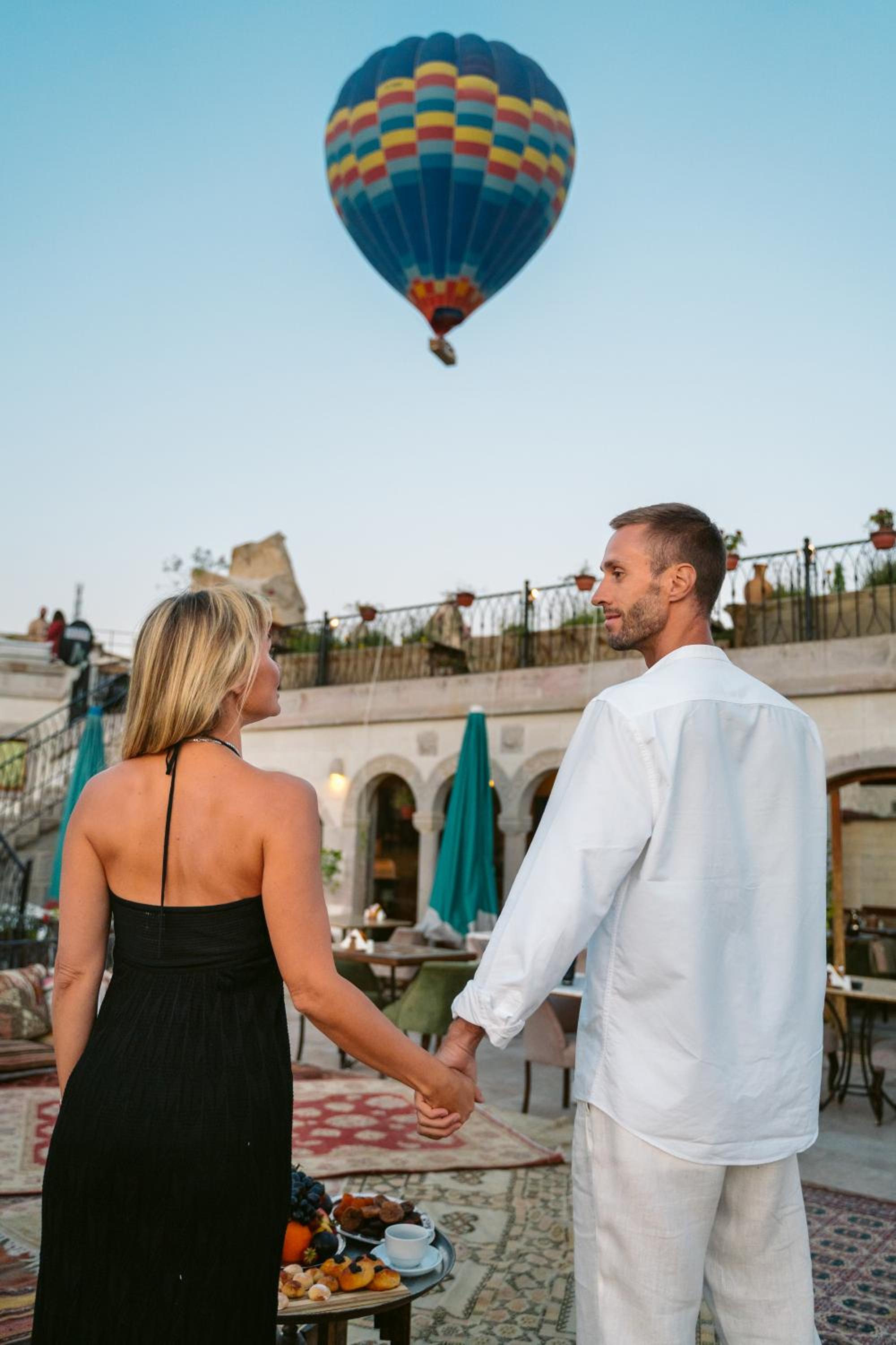 Caftan Cave Suites - Image 60