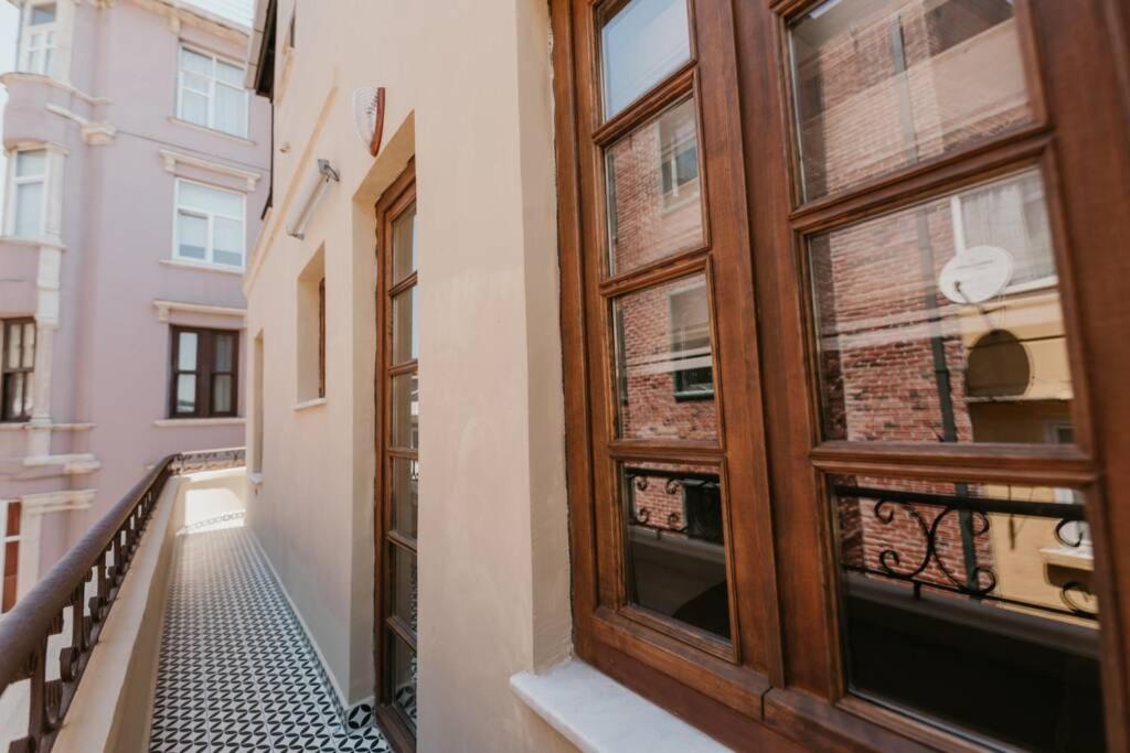 Galadoo Suites 3rd Floor - Image 17