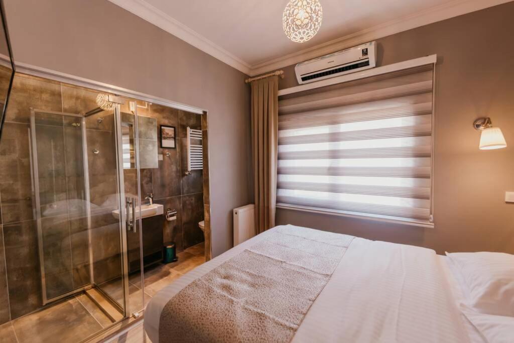 Galadoo Suites 4th Floor