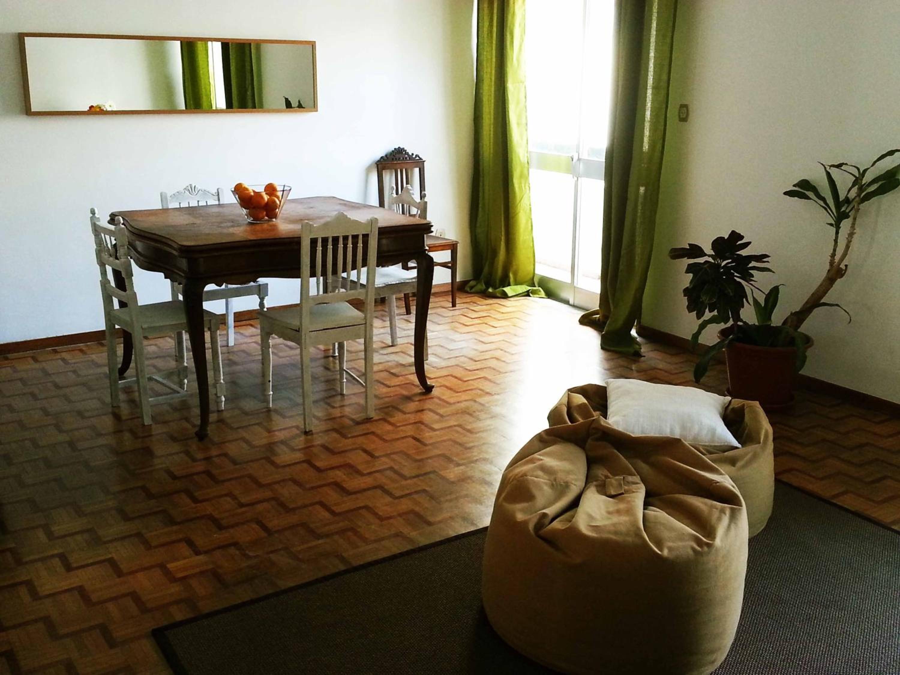 Lemon Tree Apartments
