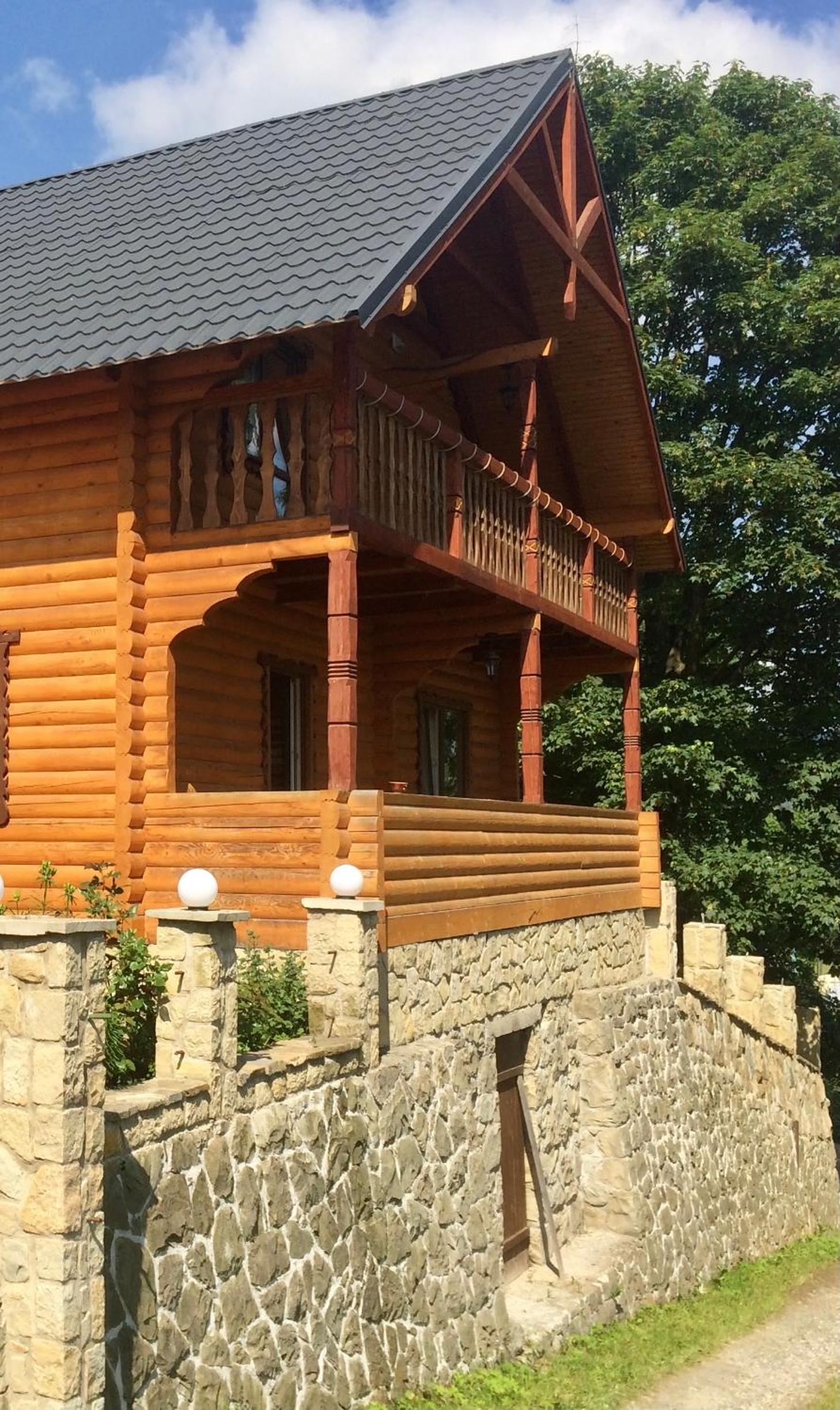 Villa PidStromom