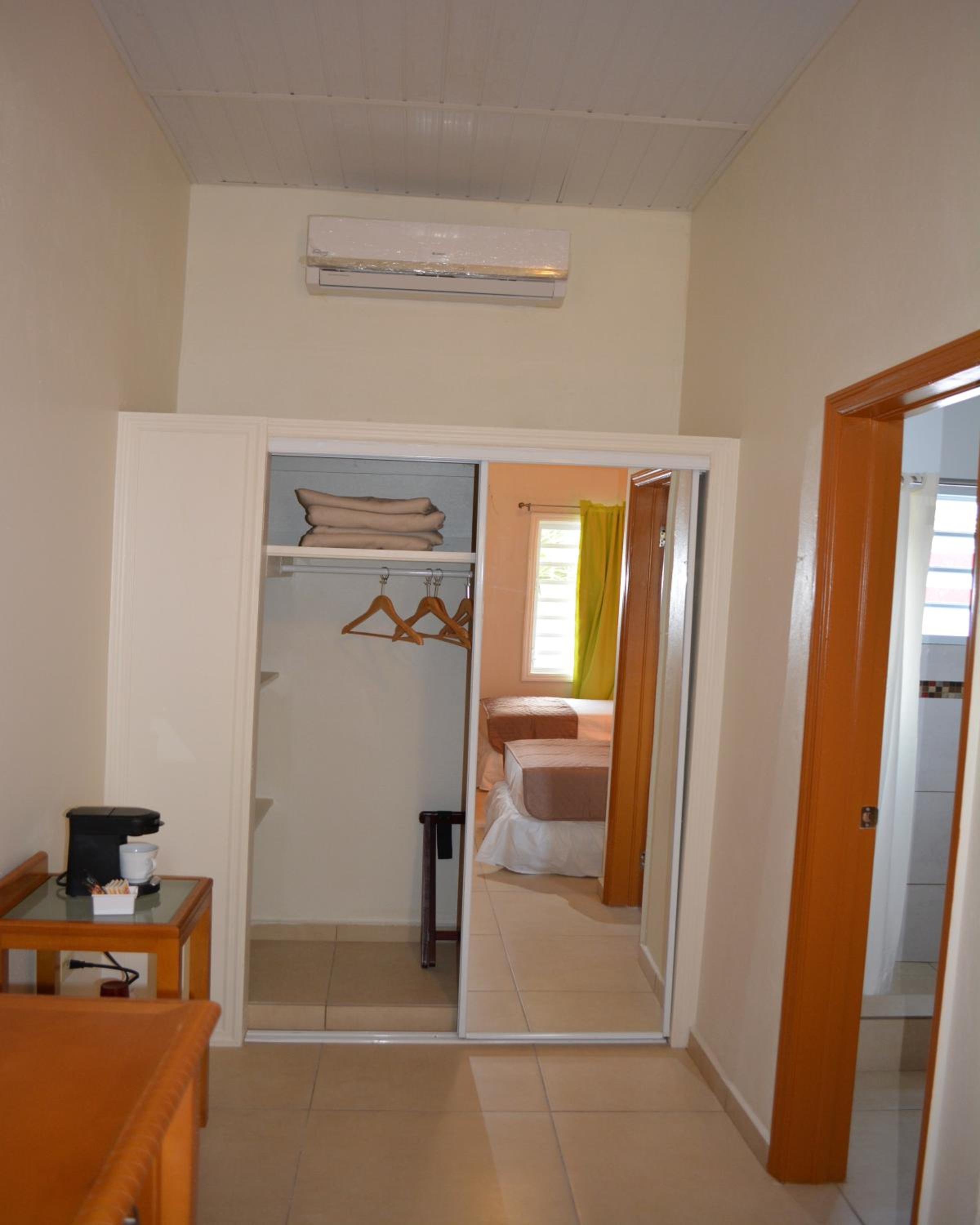 Alicia's Inn