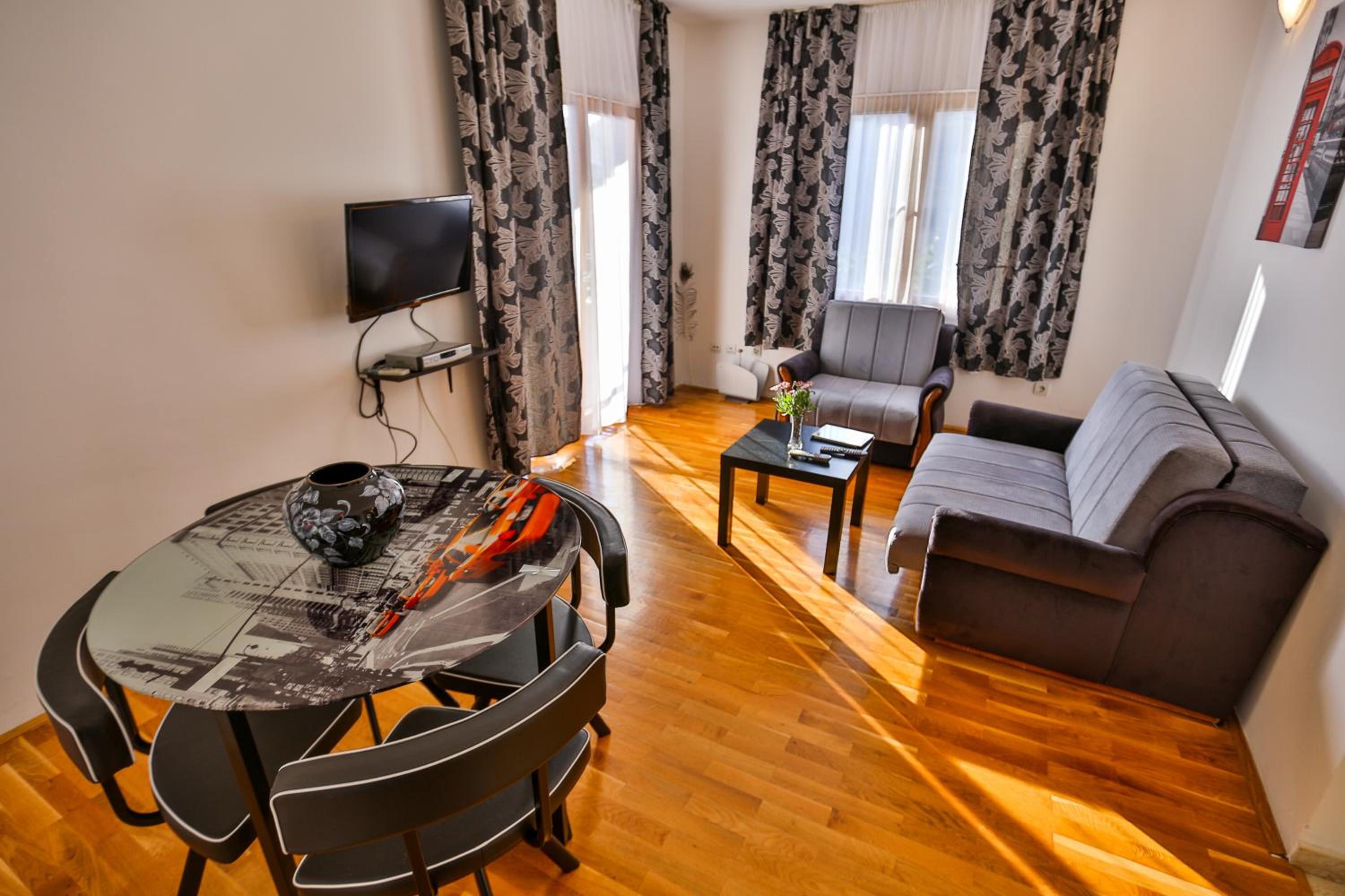 Apartmani Nica view 2
