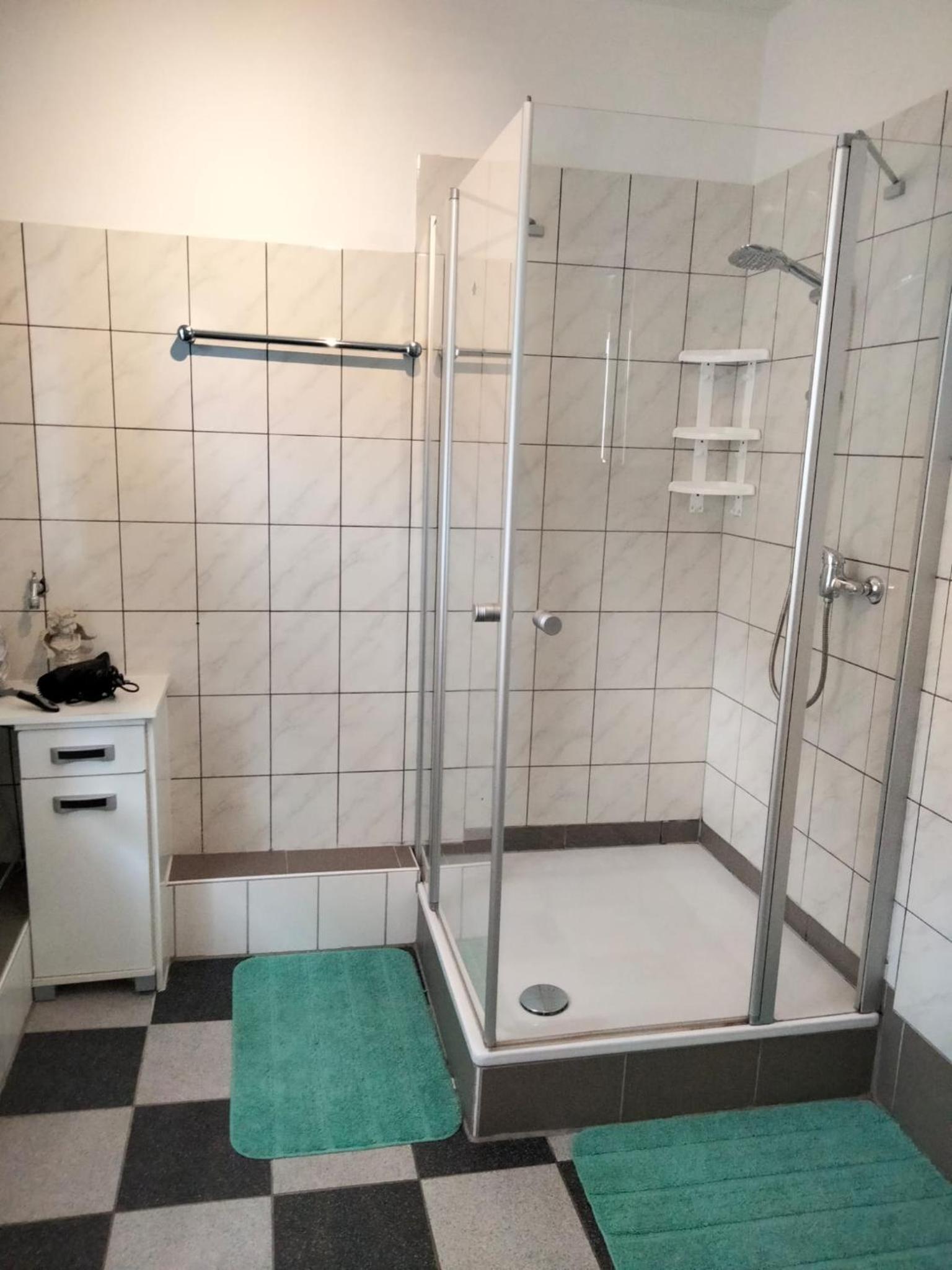 Ferienwohnung Neheim mit Dennis und Alexander Alexander mit Klimaanlage view 4