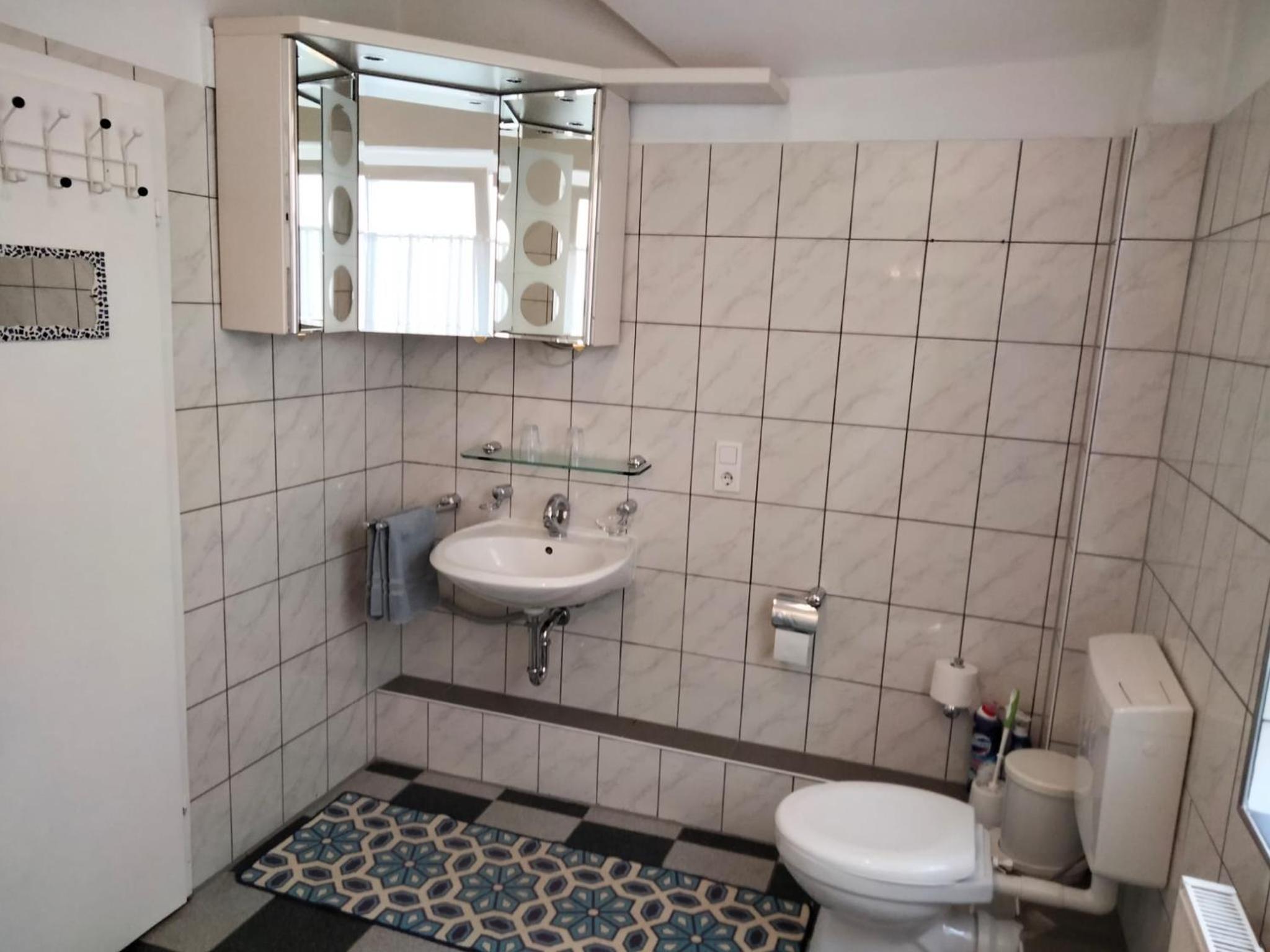 Ferienwohnung Neheim mit Dennis und Alexander Alexander mit Klimaanlage view 3