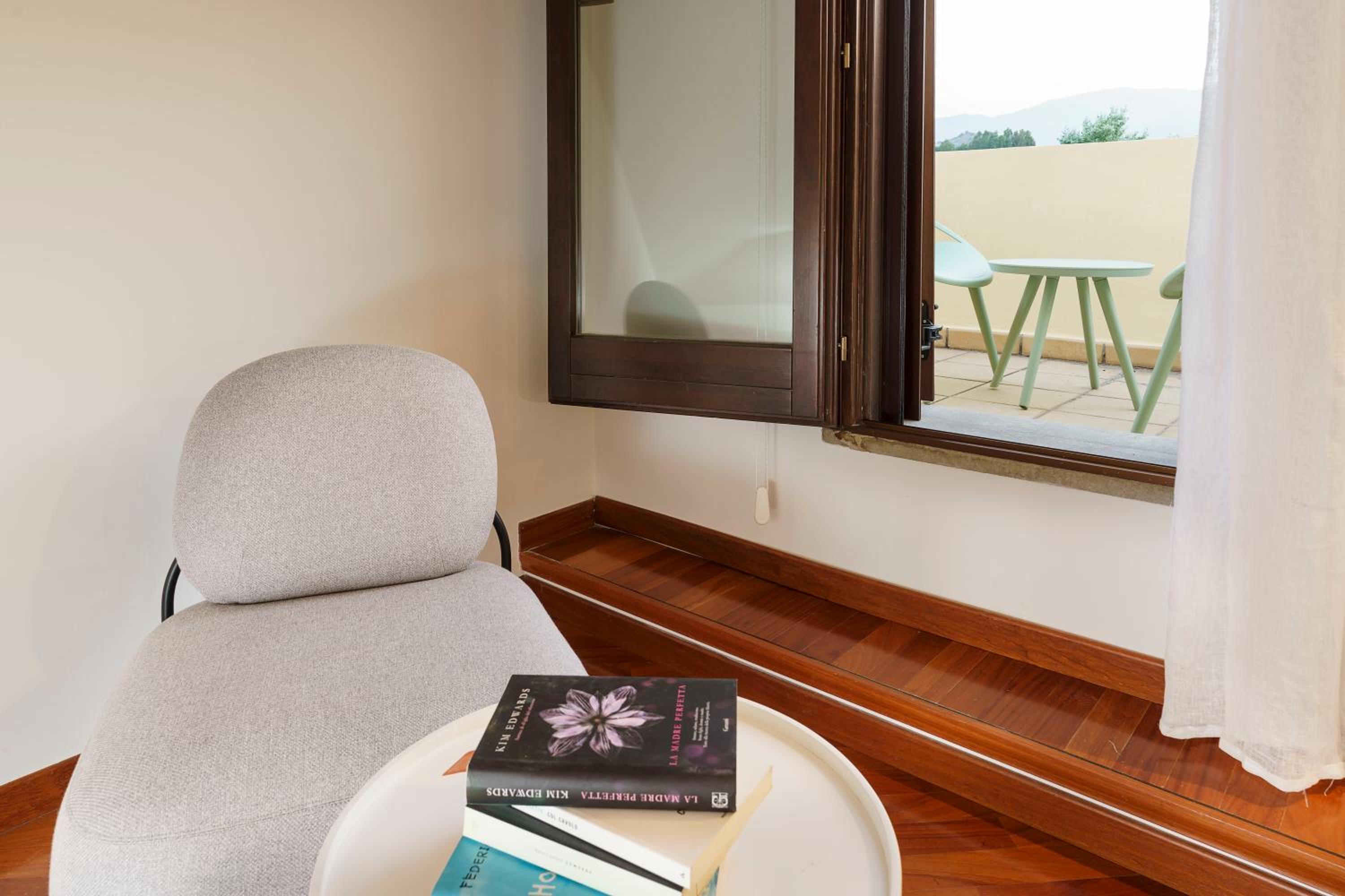 Cocciu D'Amuri en Mongiove — balance & terrace