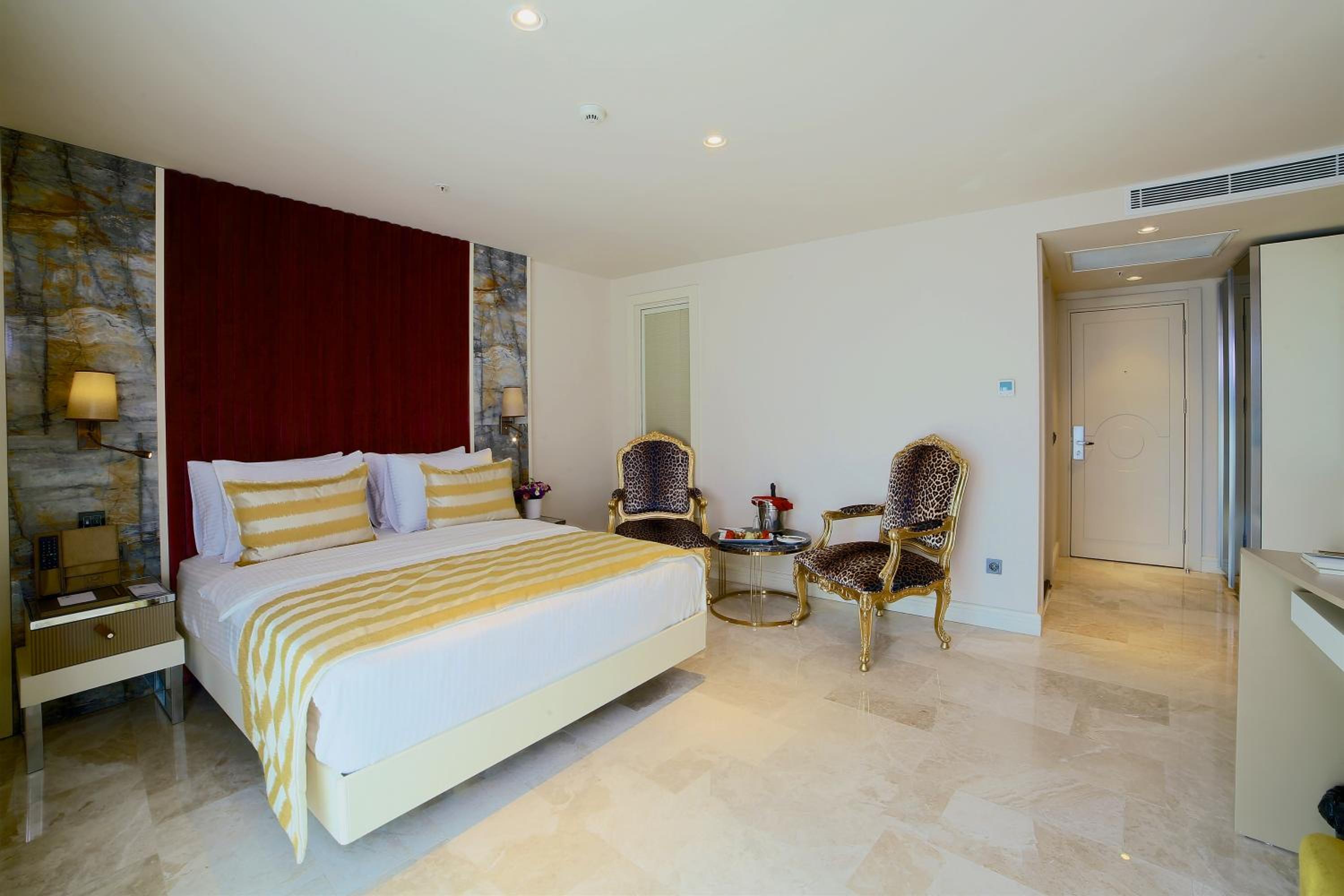 Icon Istanbul Otel - Image 17