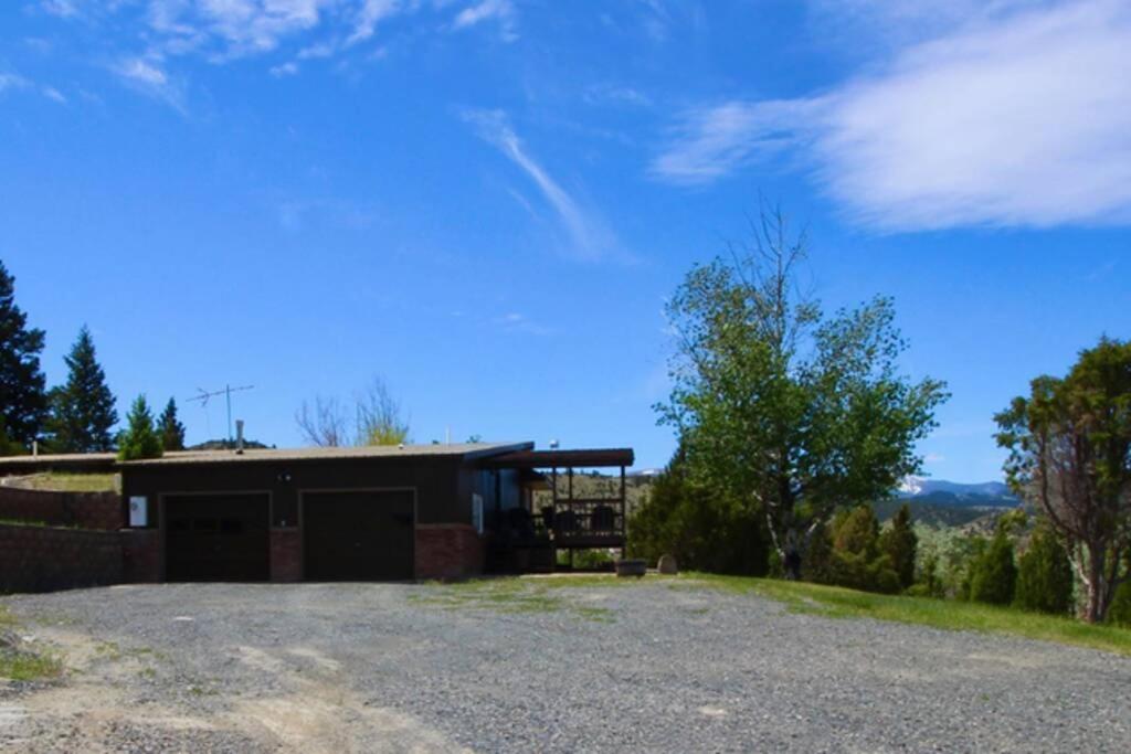 Charming, Spacious, Contemporary Mountain Retreat view 2