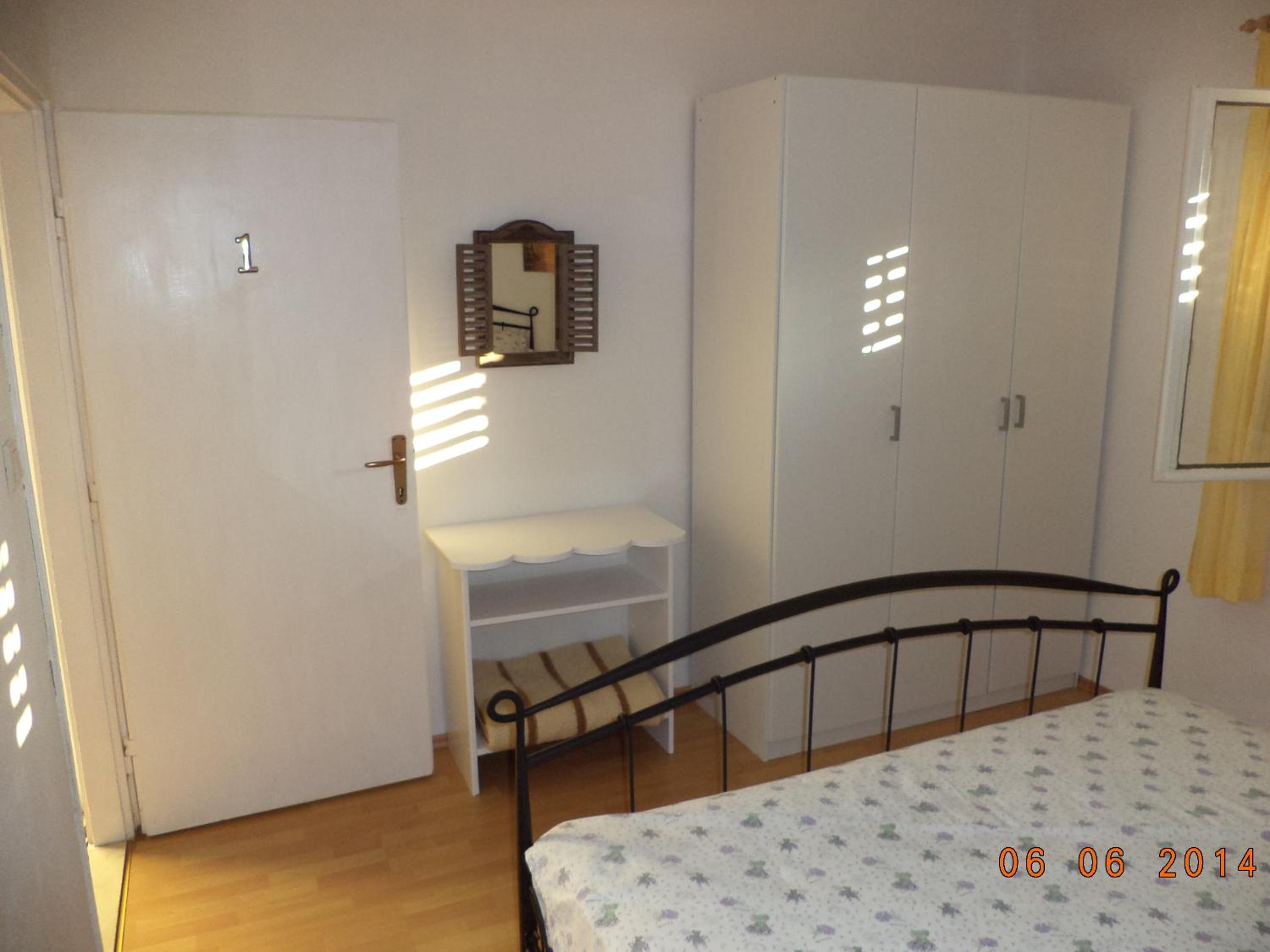Apartments & Rooms Abba