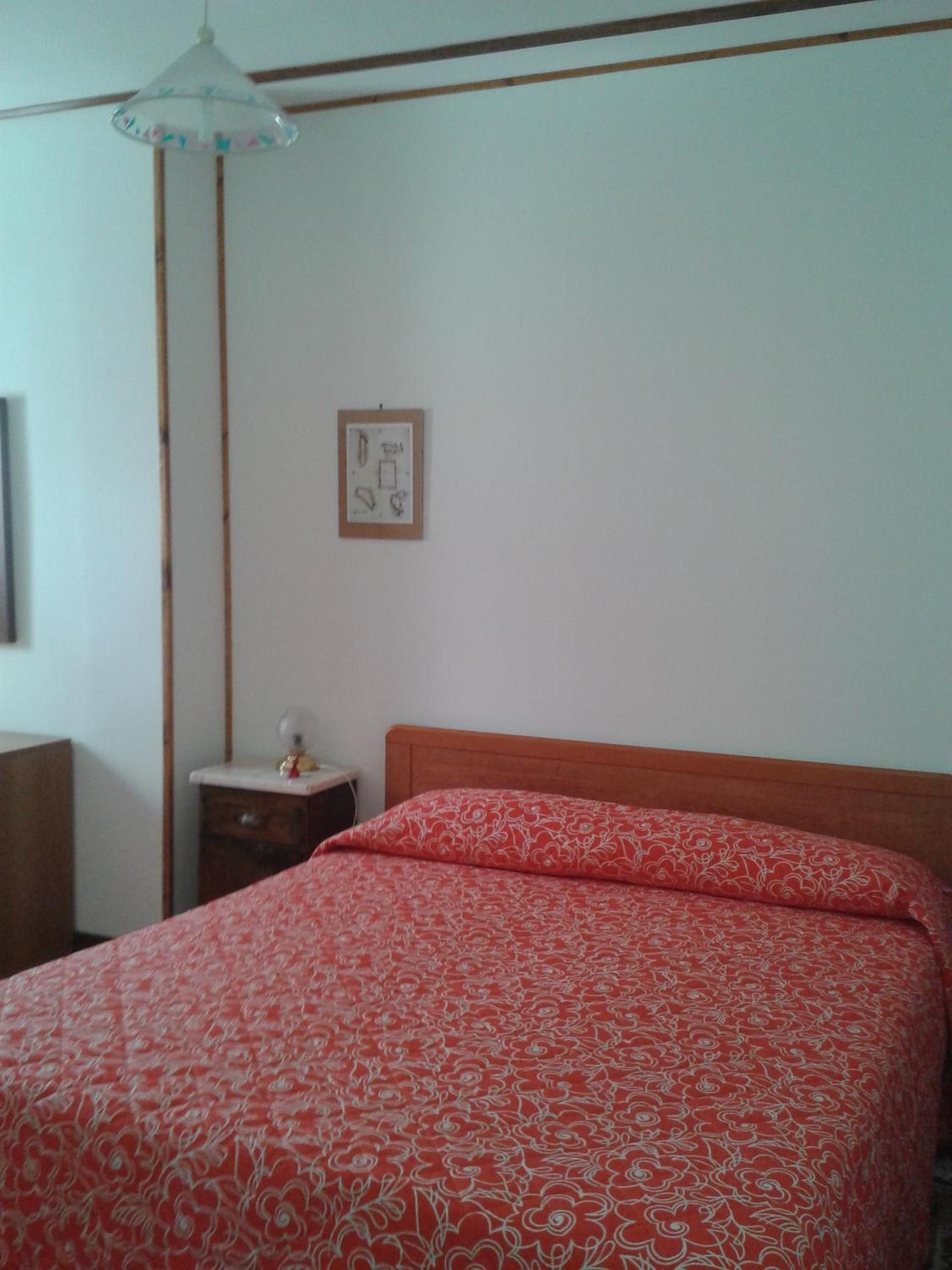 Photo 52