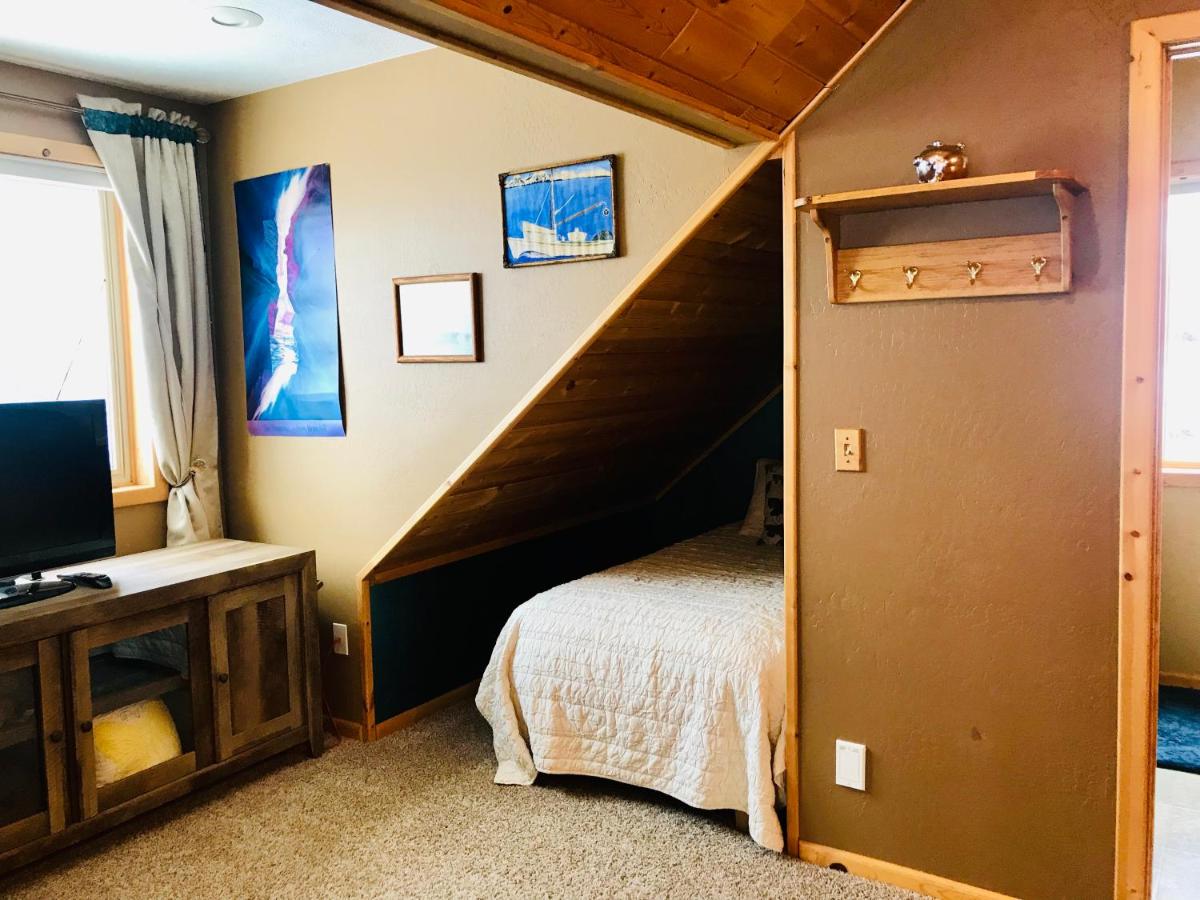 Homer Vacations - Cozy Cove Inn - Property Image 11