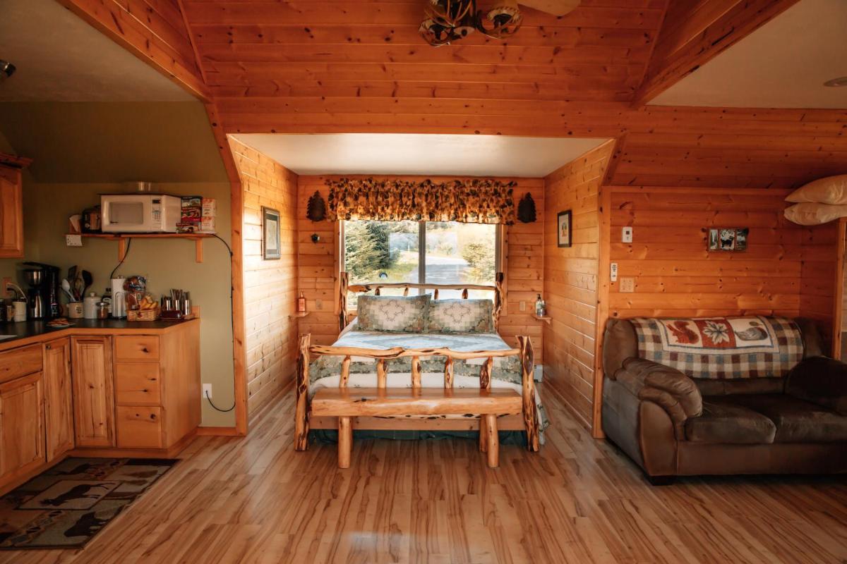 Homer Vacations - Cozy Cove Inn - Property Image 12