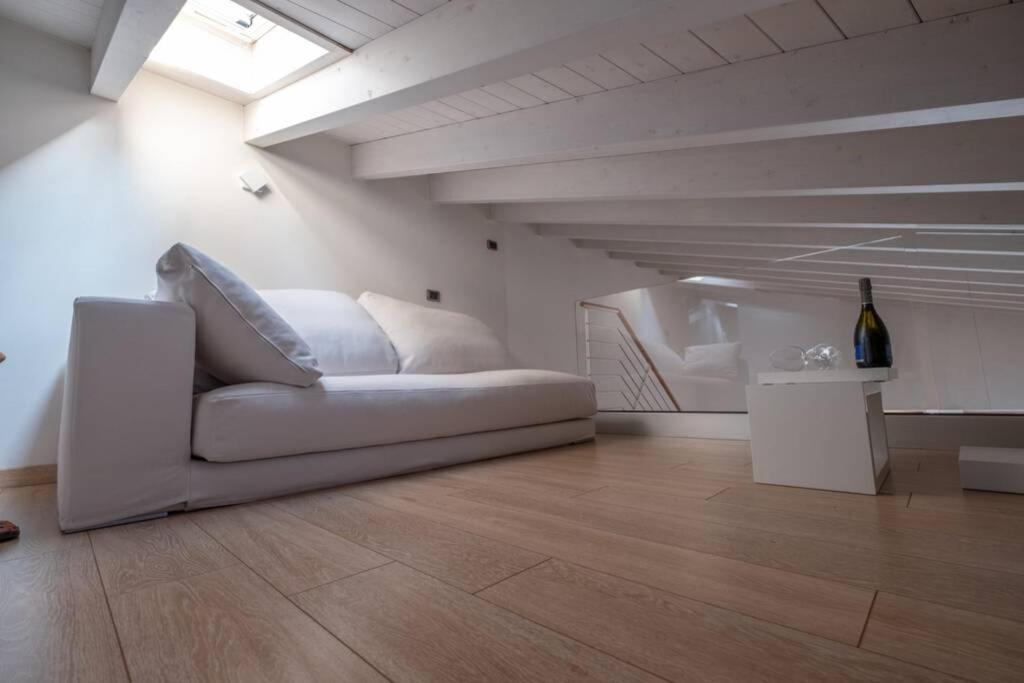 Happy Guest Apartments - Lake & Style