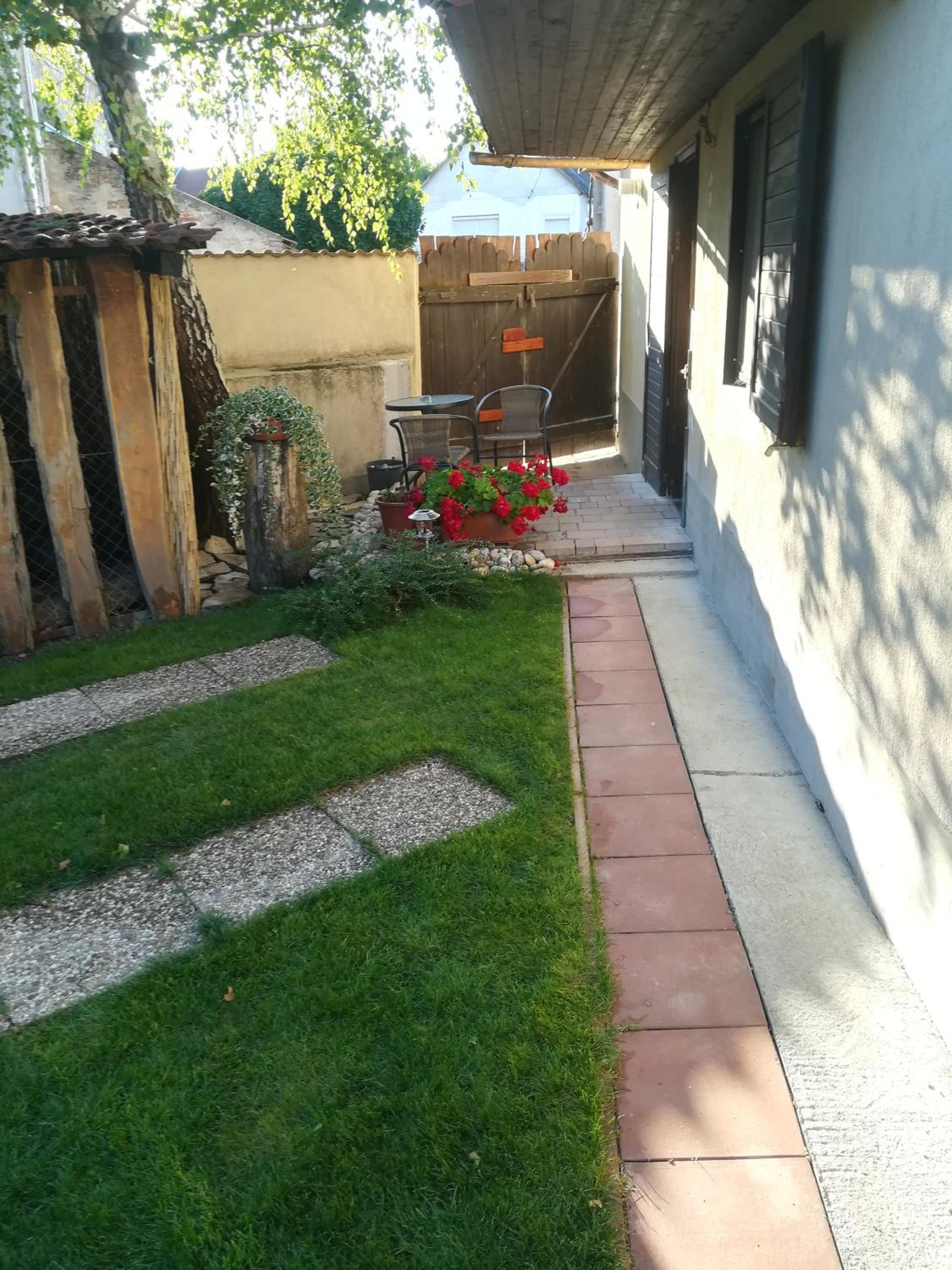 Photo 27
