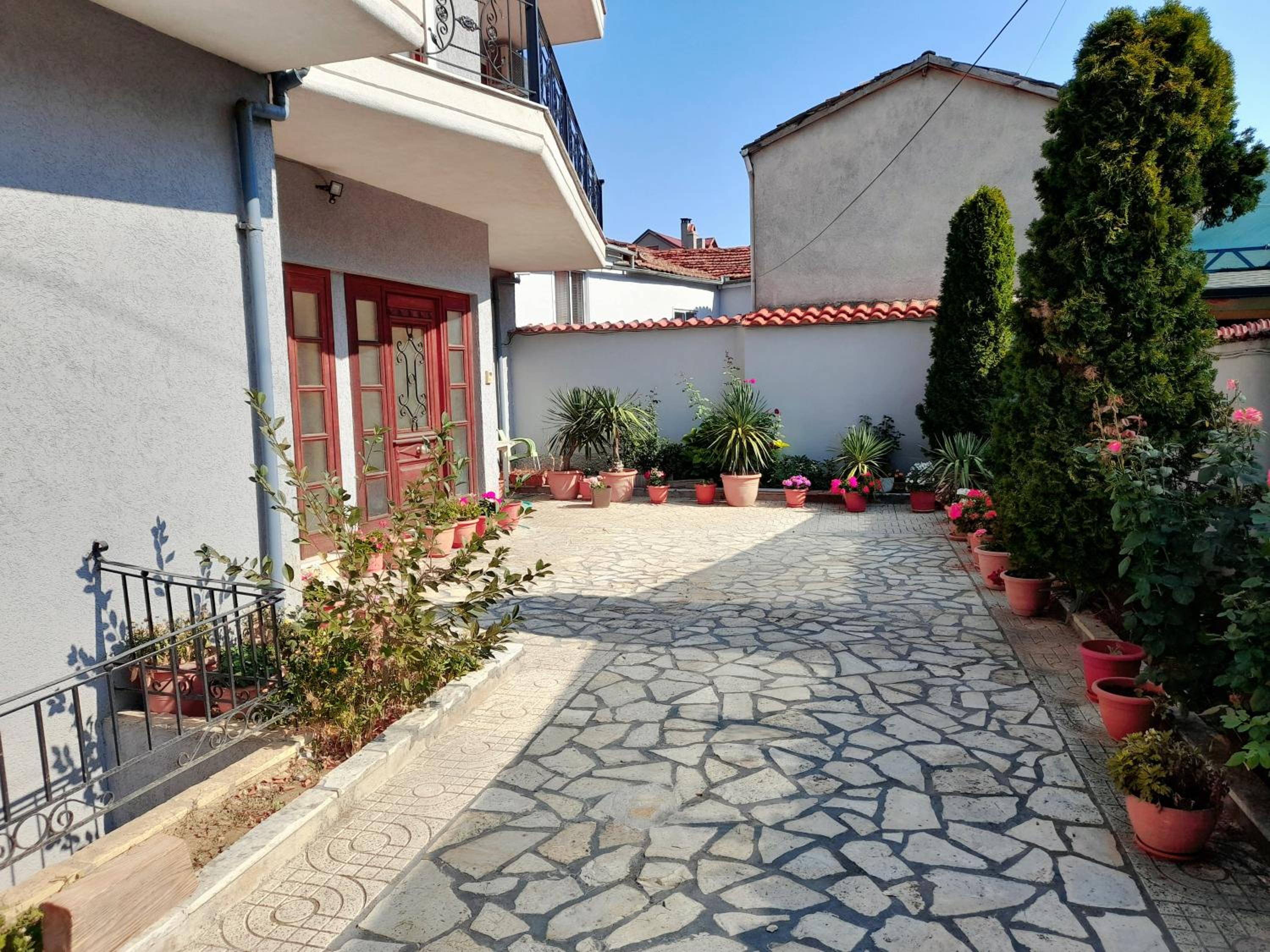 ODA Guest House
