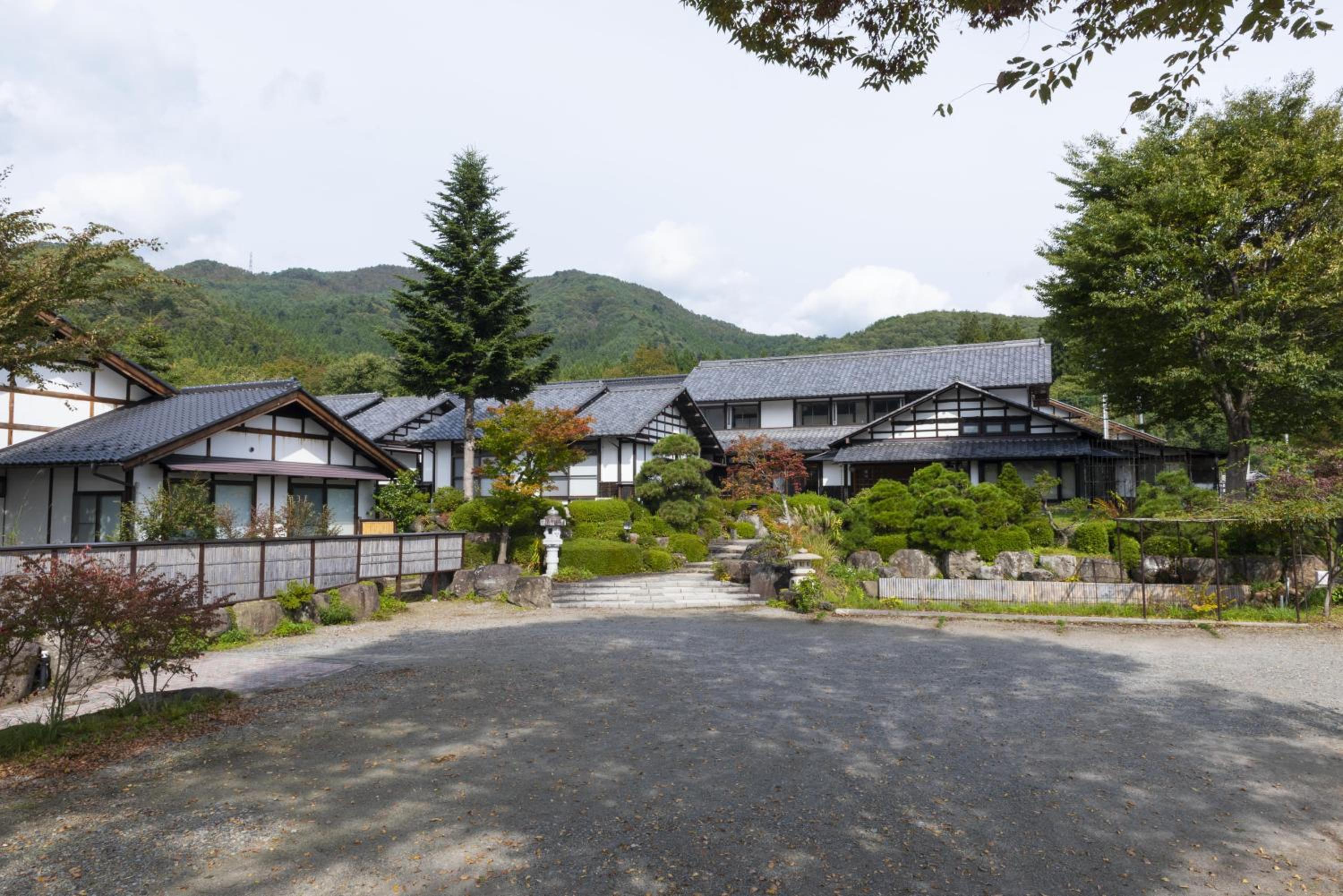 Shojuen view 5