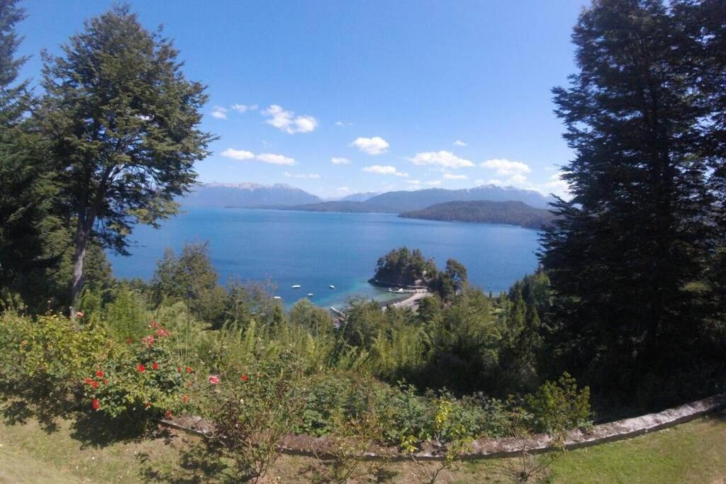 Nanihue Casa de Montaña con vista al Lago