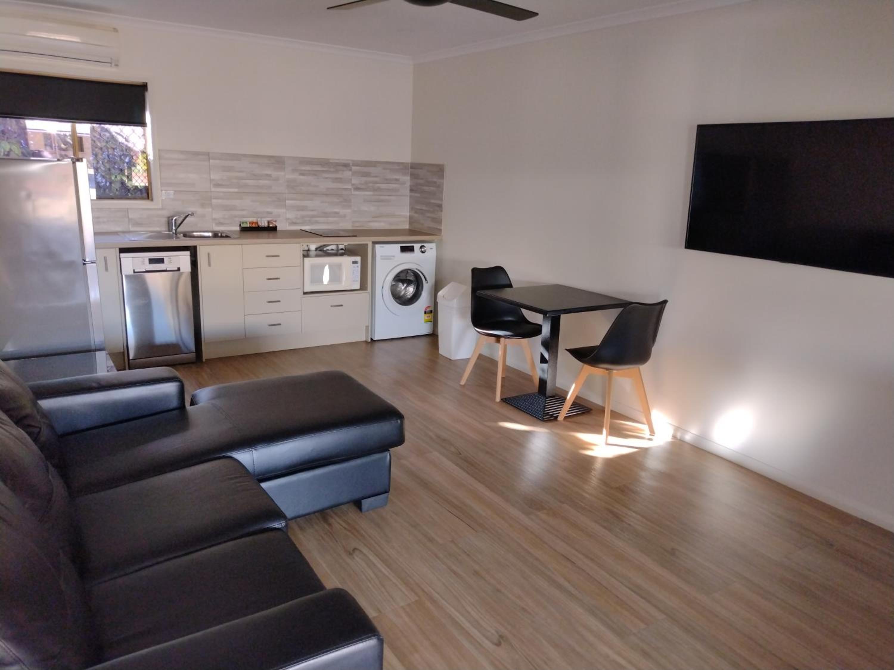 Cascade Motel In Townsville
