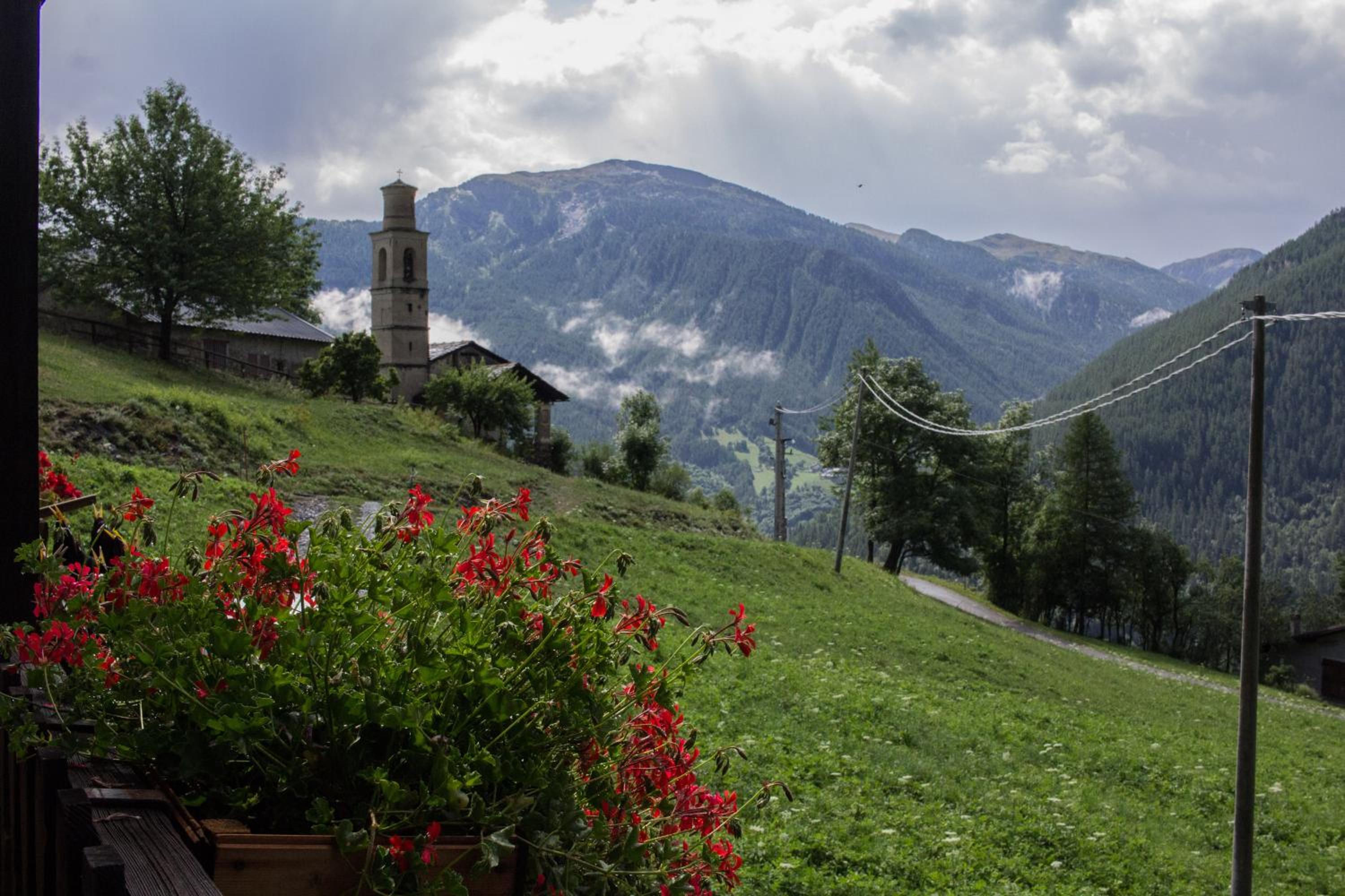 Agri-b&b Lou Col view 2