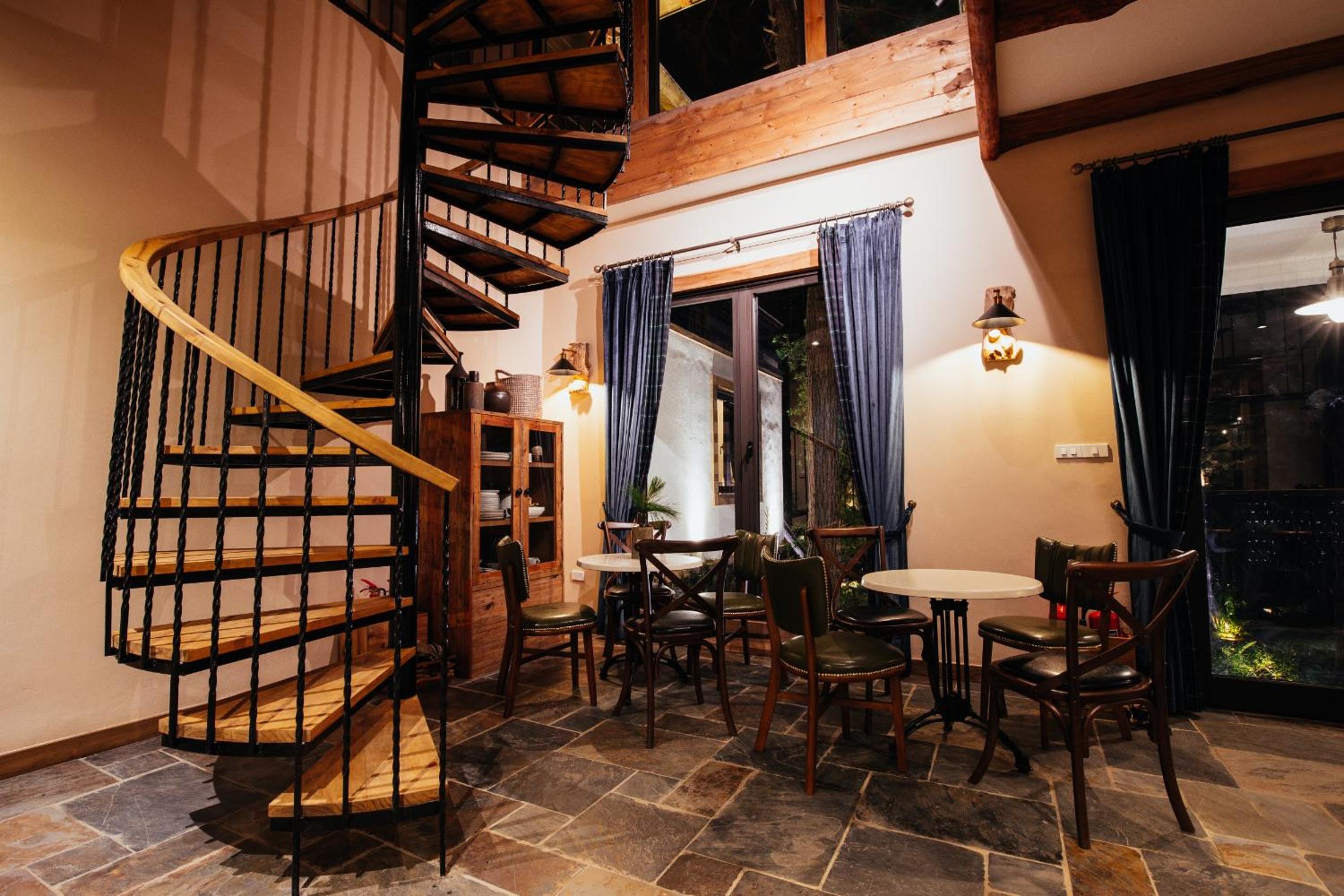 AMAYA HOME - Lodge, Spa & Restaurant