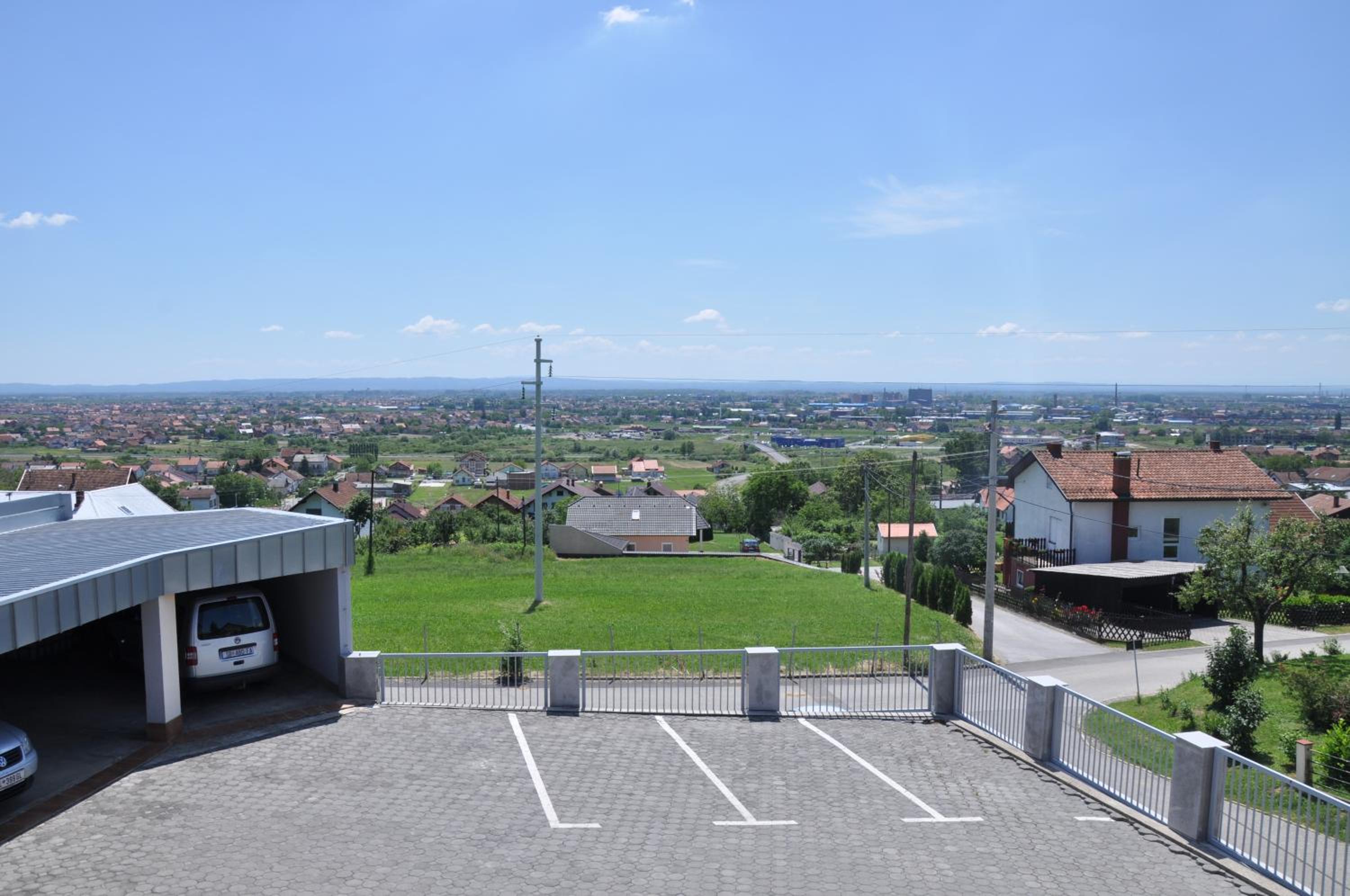 Photo 44