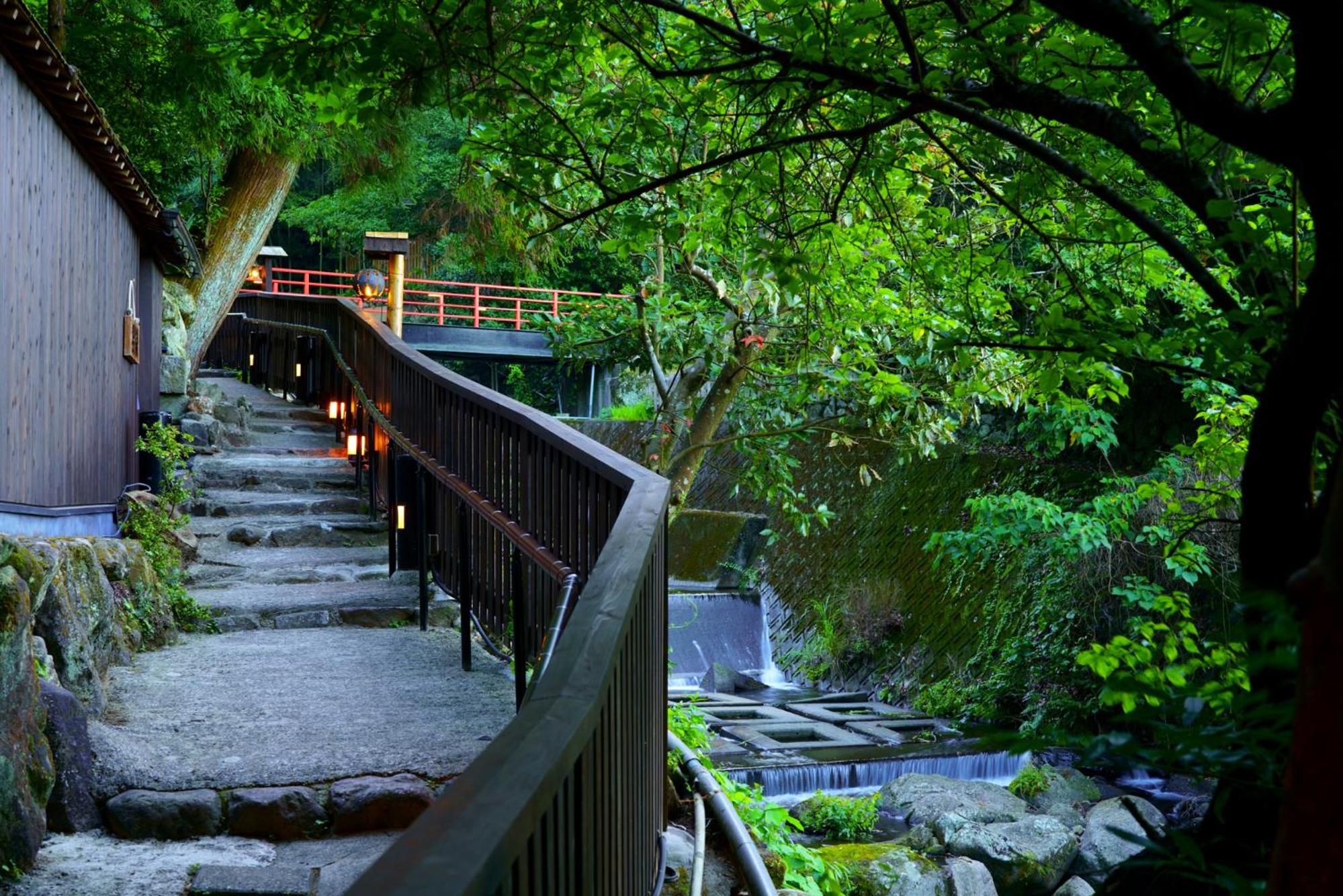 Beppu Showaen