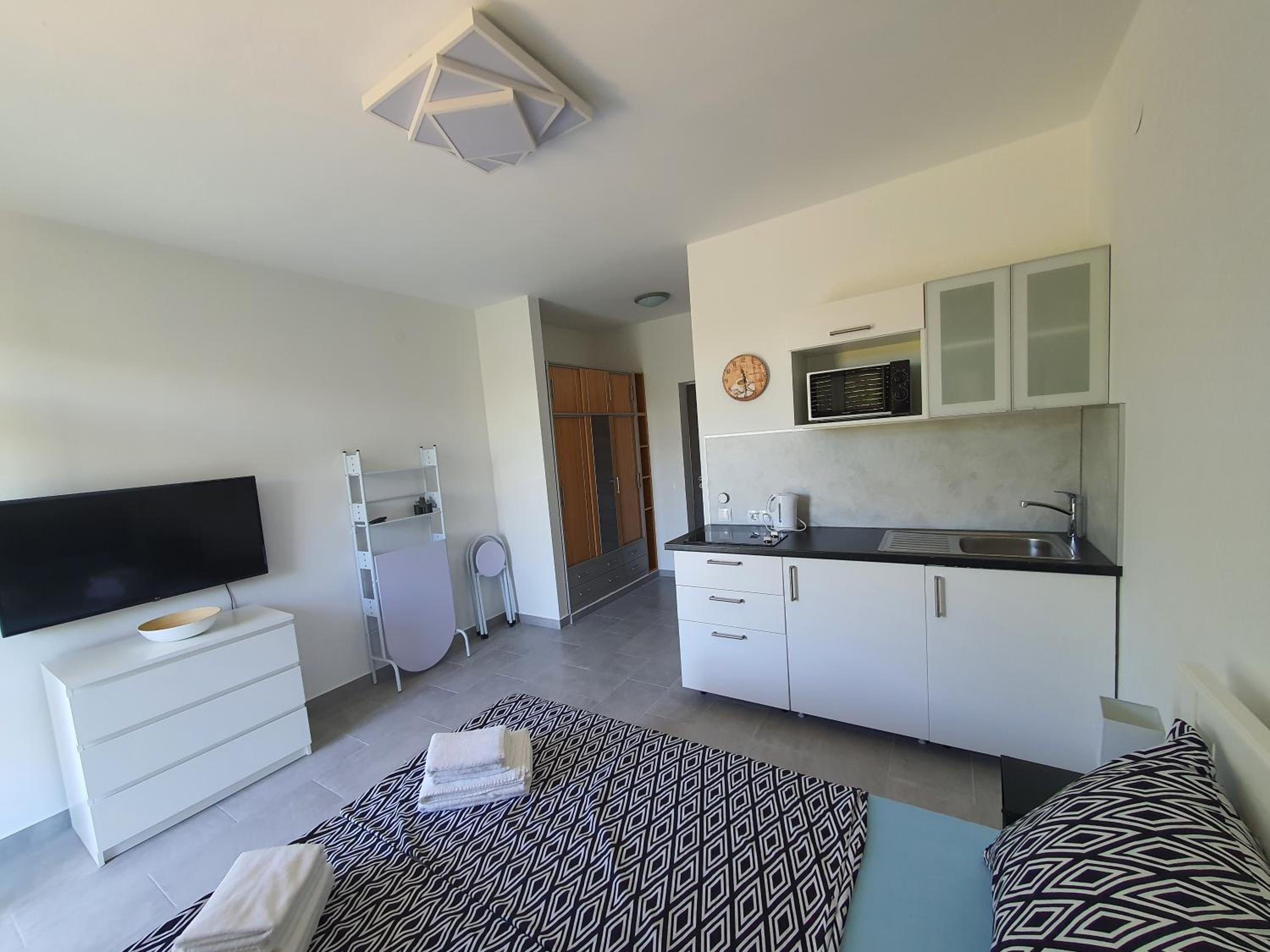 Villa Adagio Apartments view 4