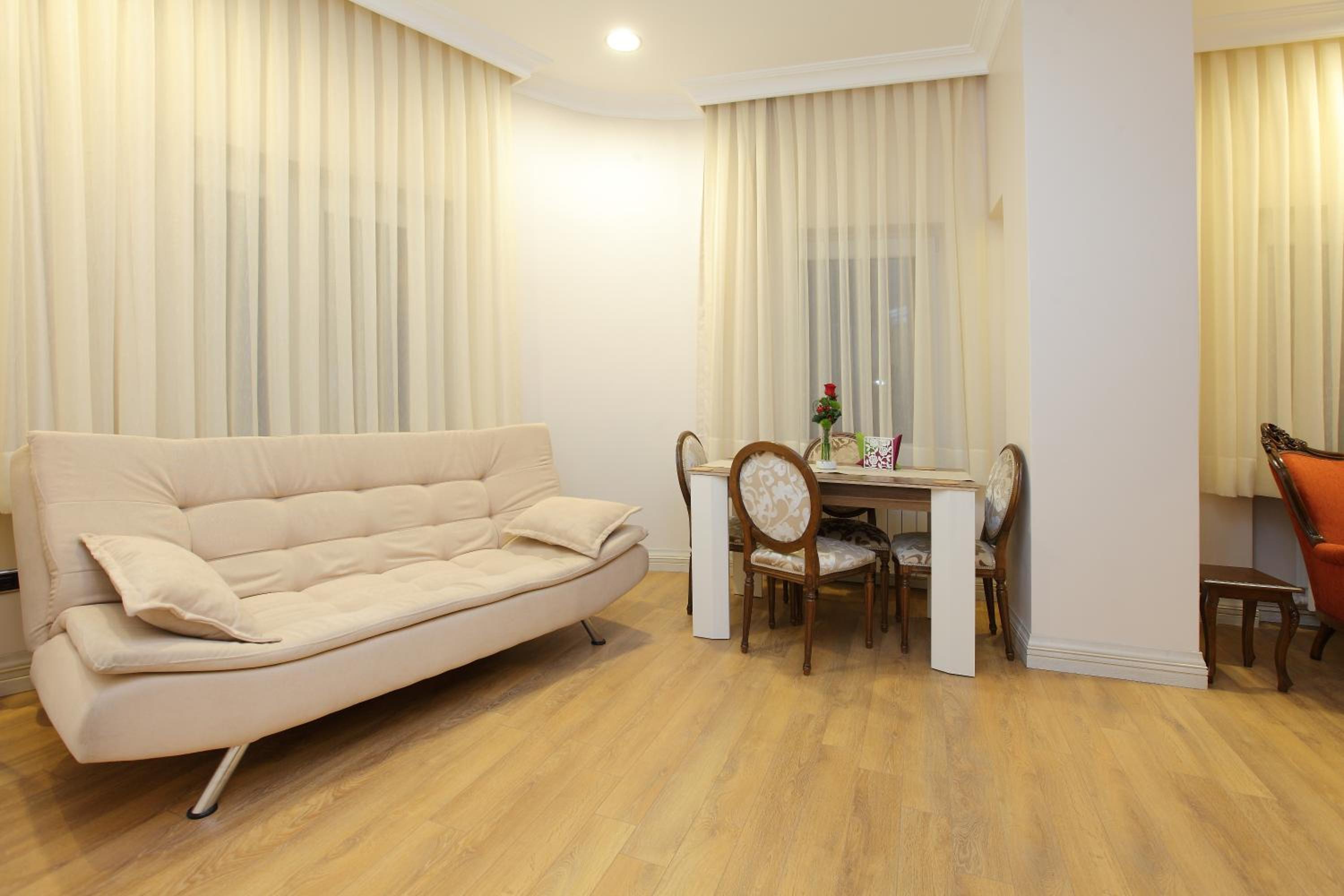 Lir Residence Suites LONG STAY