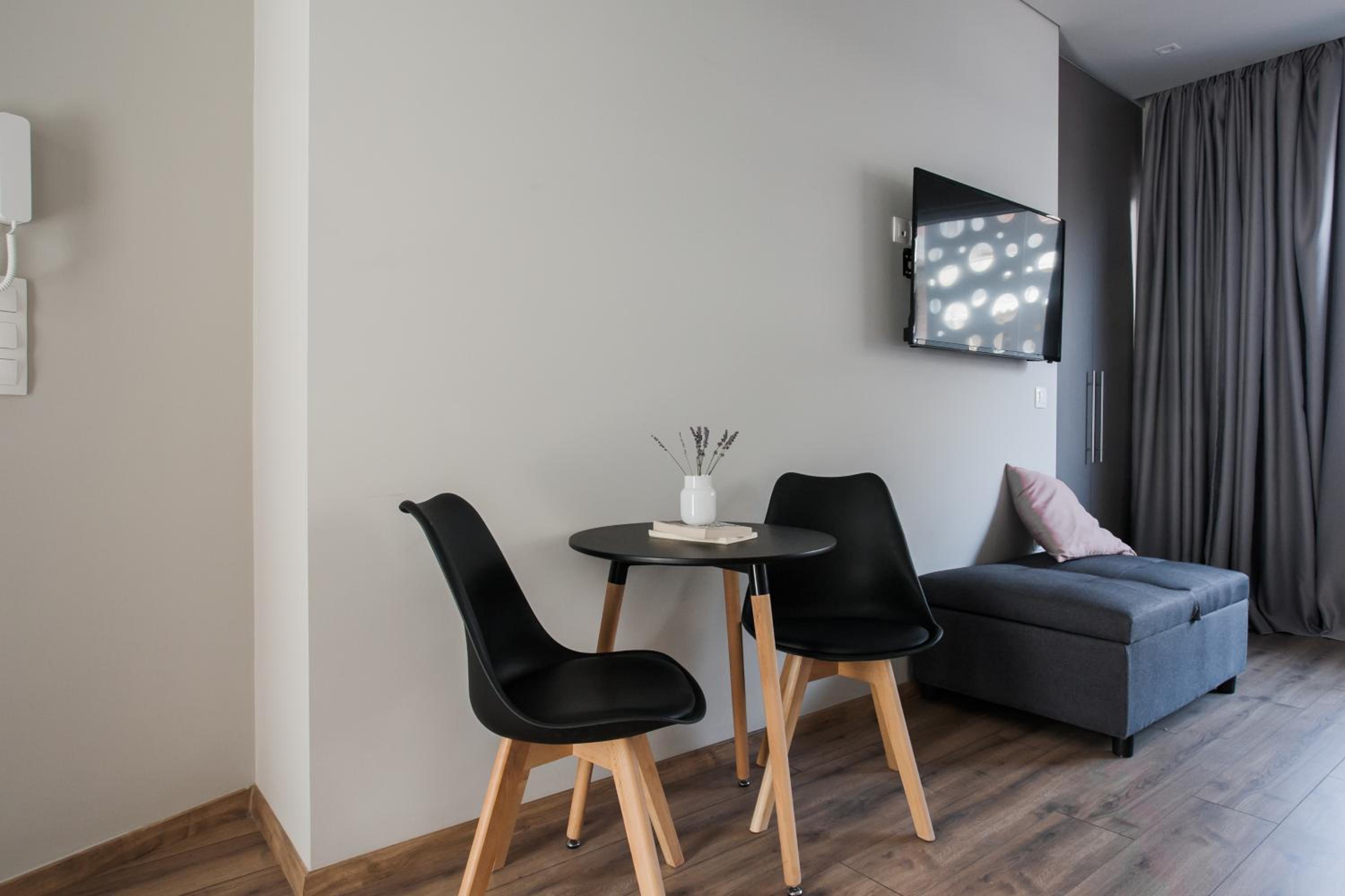 WYZ Athens Apartments by UPSTREET